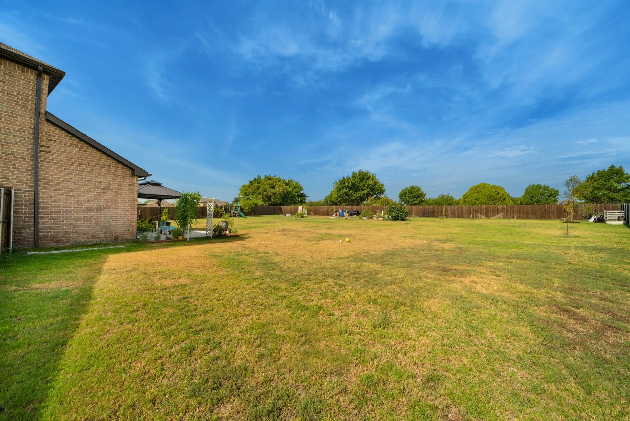 Single Family Residence For Sale in Tarrant County , 13445 Beem Trail, Fort Worth, Texas 76052, 4 Bedroom, 4 Bathroom, 2 Garage spaces, 2,702 Sqft, built in 2023, mls#21362348, Real Estate Agent in Fort Worth, Homes For Sale in Tarrant county, Homes For Sale in Fort Worth, Realtor in Fort Worth Texas, Real Estate Brokerage Independent Realty Texas, Luminita Cordes Realtor