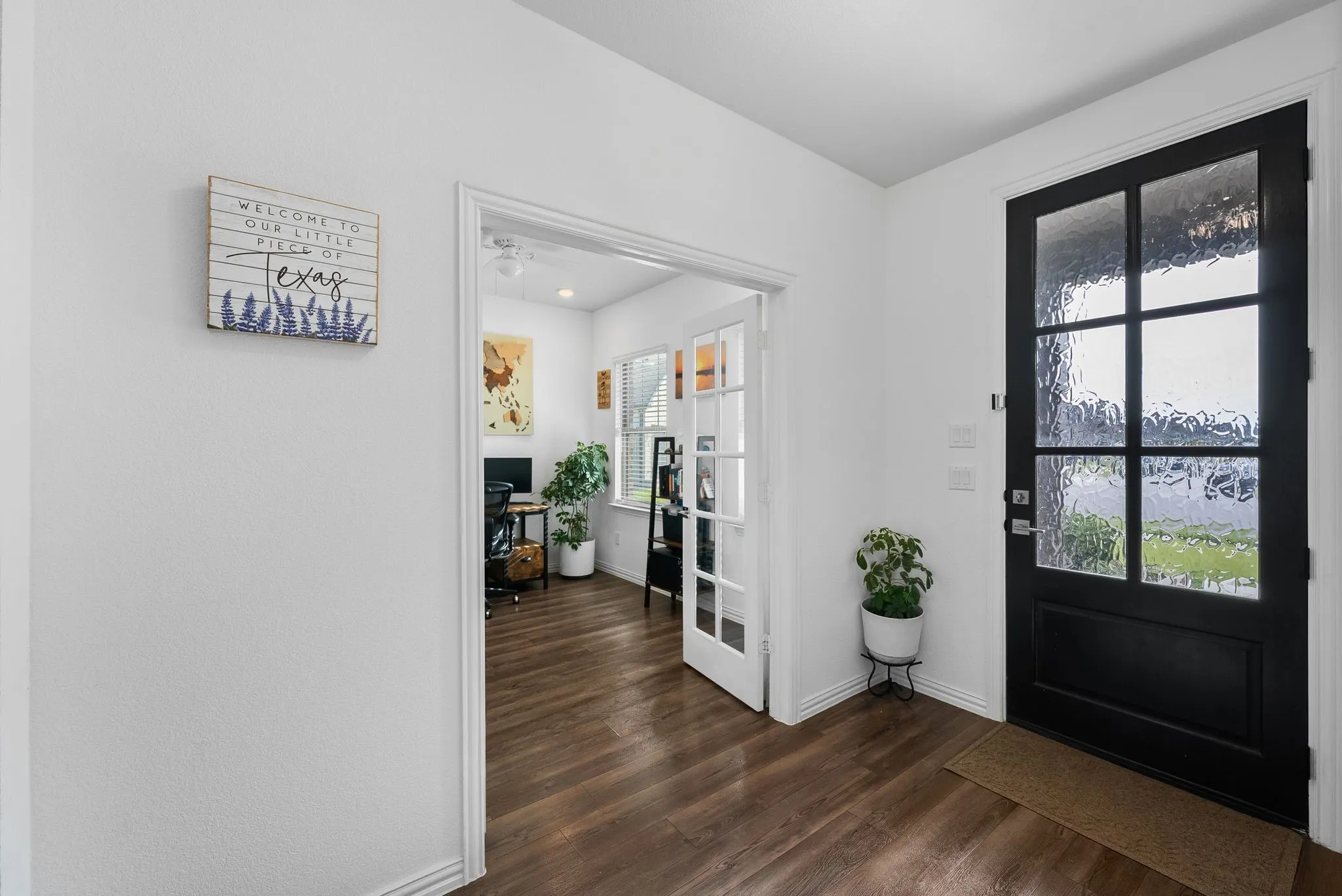 Single Family Residence For Sale in Tarrant County , 13445 Beem Trail, Fort Worth, Texas 76052, 4 Bedroom, 4 Bathroom, 2 Garage spaces, 2,702 Sqft, built in 2023, mls#21362348, Real Estate Agent in Fort Worth, Homes For Sale in Tarrant county, Homes For Sale in Fort Worth, Realtor in Fort Worth Texas, Real Estate Brokerage Independent Realty Texas, Luminita Cordes Realtor