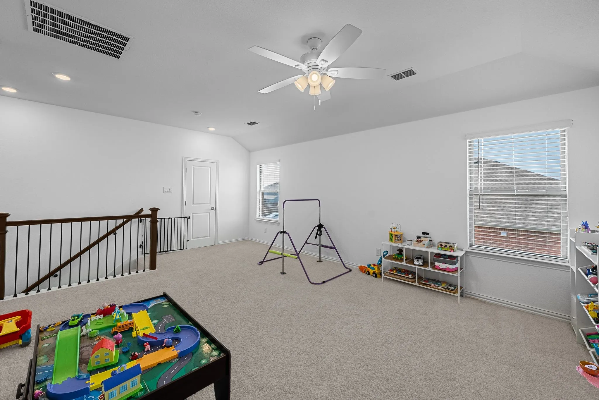 Single Family Residence For Sale in Tarrant County , 13445 Beem Trail, Fort Worth, Texas 76052, 4 Bedroom, 4 Bathroom, 2 Garage spaces, 2,702 Sqft, built in 2023, mls#21362348, Real Estate Agent in Fort Worth, Homes For Sale in Tarrant county, Homes For Sale in Fort Worth, Realtor in Fort Worth Texas, Real Estate Brokerage Independent Realty Texas, Luminita Cordes Realtor