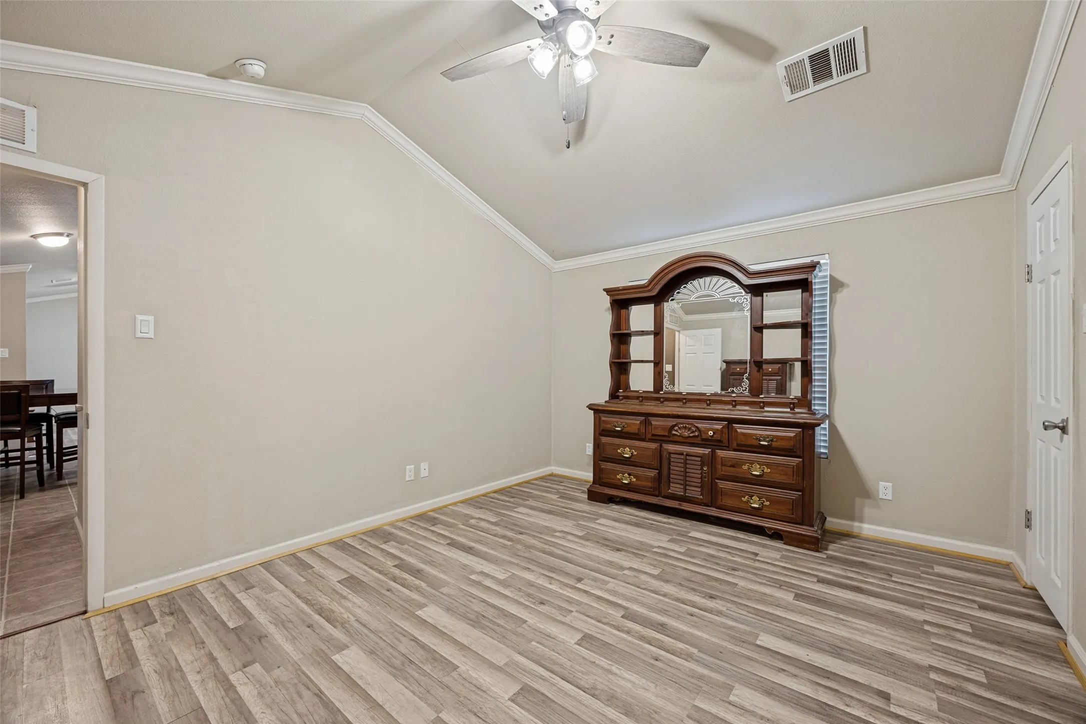 Mobile Home For Sale in Grayson County , 620 Pennell Road, Sherman, Texas 75090, 3 Bedroom, 2 Bathroom, Garage spaces, 1,095 Sqft, built in 2010, mls#21366890, Real Estate Agent in Sherman, Homes For Sale in Grayson county, Homes For Sale in Sherman, Realtor in Sherman Texas, Real Estate Brokerage Independent Realty Texas, Luminita Cordes Realtor