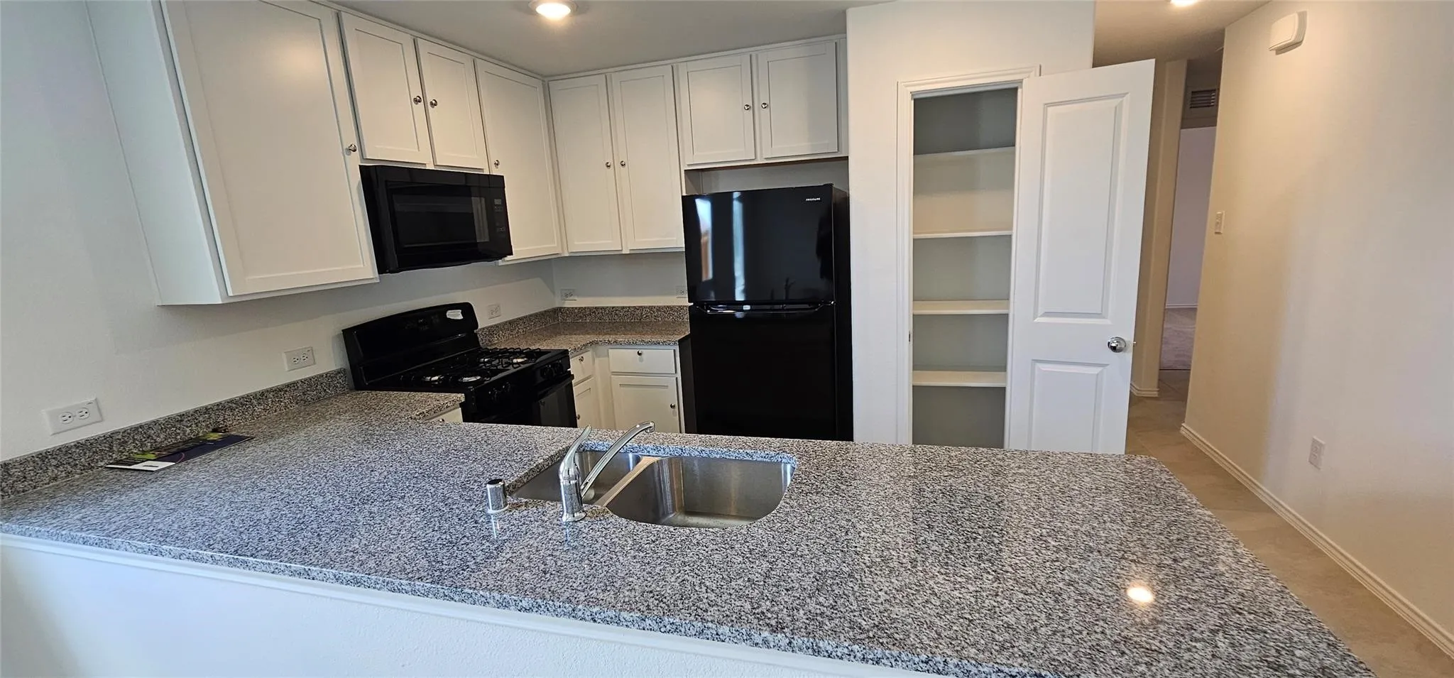 Single Family Residence For Rent in Collin County , 9205 Grackle Place, Mc Kinney, Texas 75071, 3 Bedroom, 2 Bathroom, 2 Garage spaces, 1,436 Sqft, built in 2024, mls#21367480, Real Estate Agent in Mc Kinney, Homes For Rent in Collin county, Homes For Rent in Mc Kinney, Realtor in Mc Kinney Texas, Real Estate Brokerage Independent Realty Texas, Luminita Cordes Realtor