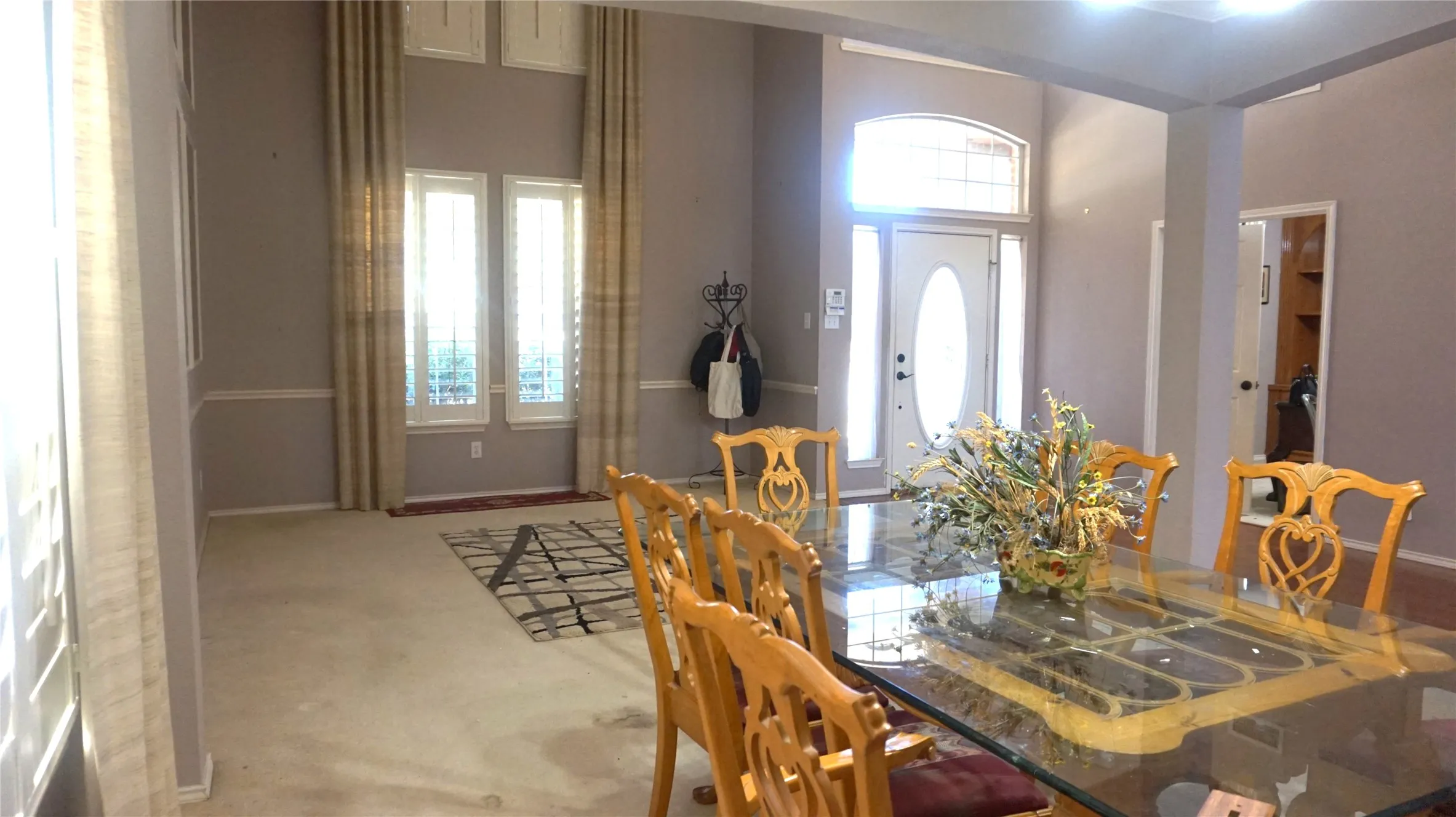 Single Family Residence For Sale in Denton County , 1200 Winnipeg Drive, Lewisville, Texas 75077, 4 Bedroom, 3 Bathroom, 2 Garage spaces, 3,477 Sqft, built in 1995, mls#21362899, Real Estate Agent in Lewisville, Homes For Sale in Denton county, Homes For Sale in Lewisville, Realtor in Lewisville Texas, Real Estate Brokerage Independent Realty Texas, Luminita Cordes Realtor