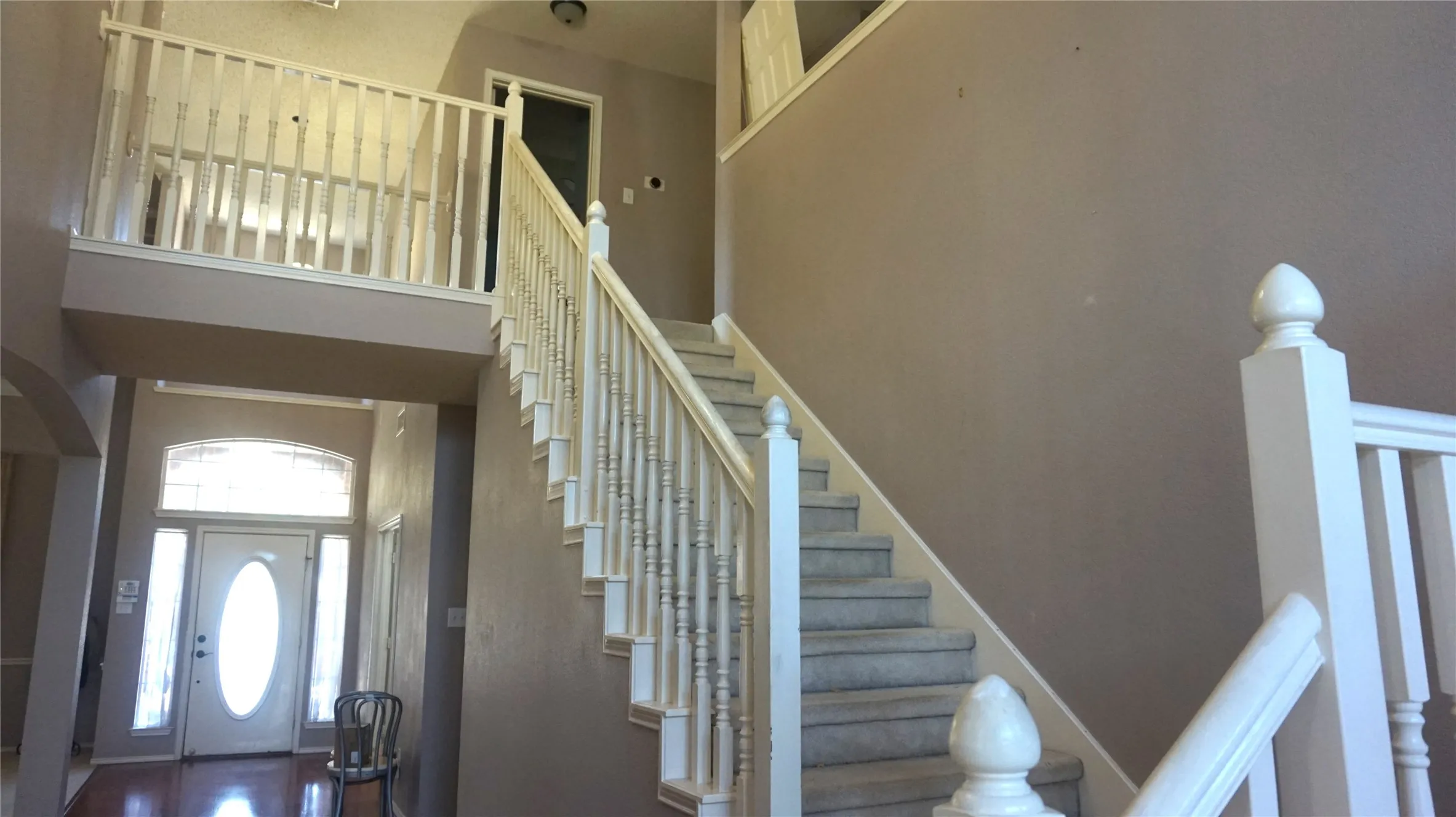 Single Family Residence For Sale in Denton County , 1200 Winnipeg Drive, Lewisville, Texas 75077, 4 Bedroom, 3 Bathroom, 2 Garage spaces, 3,477 Sqft, built in 1995, mls#21362899, Real Estate Agent in Lewisville, Homes For Sale in Denton county, Homes For Sale in Lewisville, Realtor in Lewisville Texas, Real Estate Brokerage Independent Realty Texas, Luminita Cordes Realtor