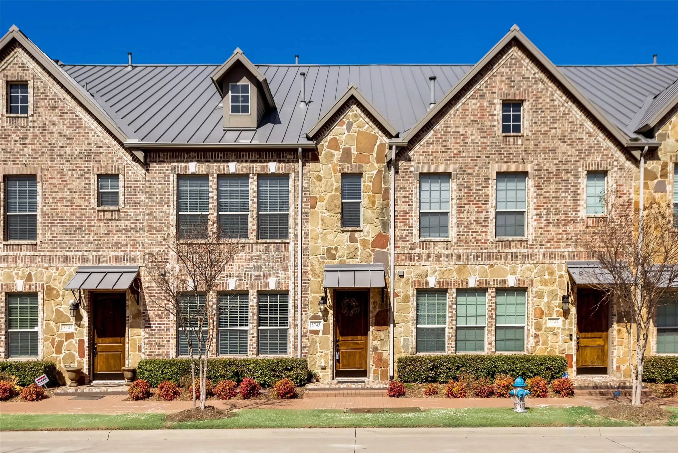 Townhouse For Rent in Collin County , 5745 Headquarters Drive, Plano, Texas 75024, 3 Bedroom, 4 Bathroom, 2 Garage spaces, 1,985 Sqft, built in 2012, mls#21367488, Real Estate Agent in Plano, Homes For Rent in Collin county, Homes For Rent in Plano, Realtor in Plano Texas, Real Estate Brokerage Independent Realty Texas, Luminita Cordes Realtor