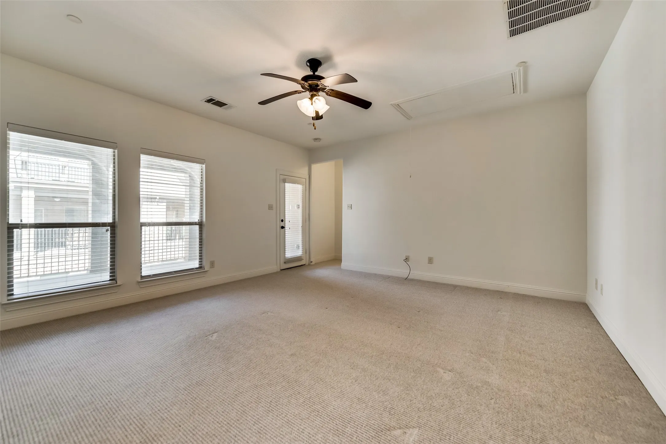 Townhouse For Rent in Collin County , 5745 Headquarters Drive, Plano, Texas 75024, 3 Bedroom, 4 Bathroom, 2 Garage spaces, 1,985 Sqft, built in 2012, mls#21367488, Real Estate Agent in Plano, Homes For Rent in Collin county, Homes For Rent in Plano, Realtor in Plano Texas, Real Estate Brokerage Independent Realty Texas, Luminita Cordes Realtor