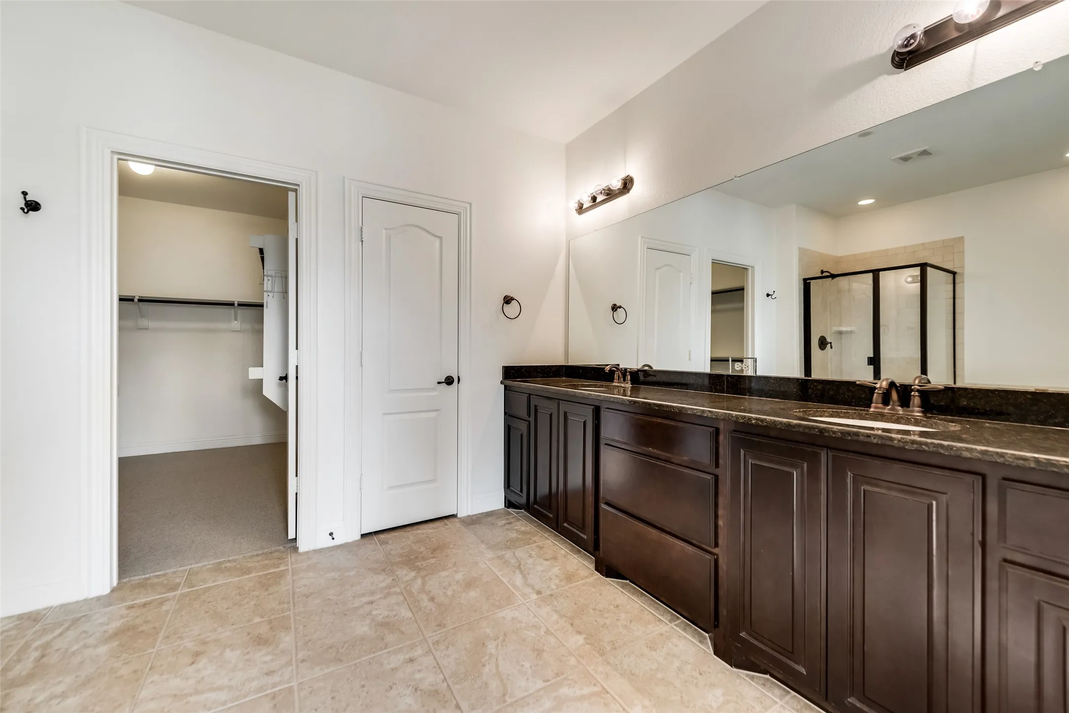 Townhouse For Rent in Collin County , 5745 Headquarters Drive, Plano, Texas 75024, 3 Bedroom, 4 Bathroom, 2 Garage spaces, 1,985 Sqft, built in 2012, mls#21367488, Real Estate Agent in Plano, Homes For Rent in Collin county, Homes For Rent in Plano, Realtor in Plano Texas, Real Estate Brokerage Independent Realty Texas, Luminita Cordes Realtor