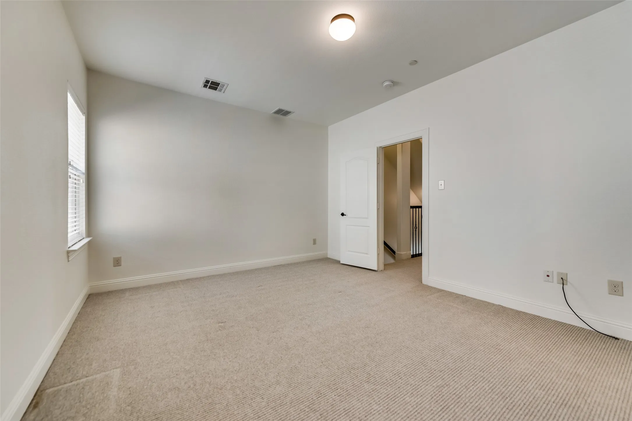 Townhouse For Rent in Collin County , 5745 Headquarters Drive, Plano, Texas 75024, 3 Bedroom, 4 Bathroom, 2 Garage spaces, 1,985 Sqft, built in 2012, mls#21367488, Real Estate Agent in Plano, Homes For Rent in Collin county, Homes For Rent in Plano, Realtor in Plano Texas, Real Estate Brokerage Independent Realty Texas, Luminita Cordes Realtor