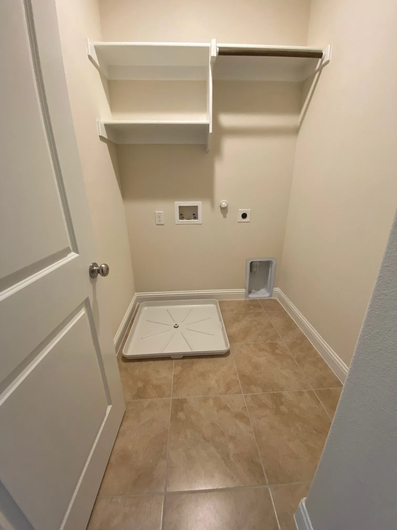 Townhouse For Rent in Collin County , 6245 Rainbow Valley Place, Frisco, Texas 75035, 3 Bedroom, 3 Bathroom, 2 Garage spaces, 1,723 Sqft, built in 2020, mls#21367498, Real Estate Agent in Frisco, Homes For Rent in Collin county, Homes For Rent in Frisco, Realtor in Frisco Texas, Real Estate Brokerage Independent Realty Texas, Luminita Cordes Realtor