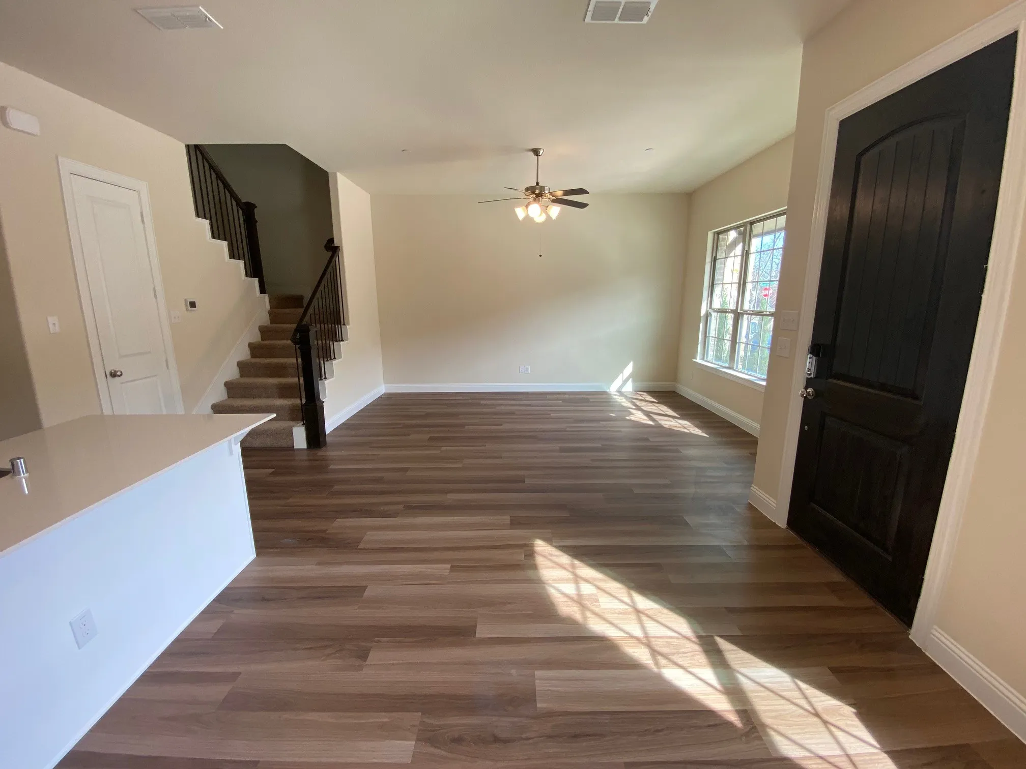 Townhouse For Rent in Collin County , 6245 Rainbow Valley Place, Frisco, Texas 75035, 3 Bedroom, 3 Bathroom, 2 Garage spaces, 1,723 Sqft, built in 2020, mls#21367498, Real Estate Agent in Frisco, Homes For Rent in Collin county, Homes For Rent in Frisco, Realtor in Frisco Texas, Real Estate Brokerage Independent Realty Texas, Luminita Cordes Realtor