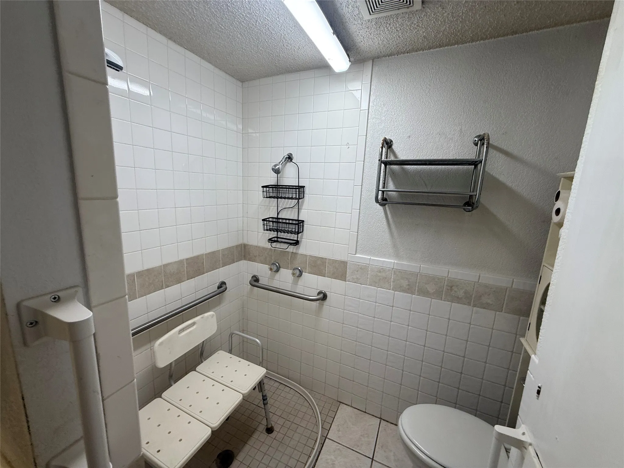 Single Family Residence For Sale in Ector County , 9063 W Riggs Drive, Odessa, Texas 79764, 3 Bedroom, 2 Bathroom, 2 Garage spaces, 2,635 Sqft, built in 1950, mls#21367447, Real Estate Agent in Odessa, Homes For Sale in Ector county, Homes For Sale in Odessa, Realtor in Odessa Texas, Real Estate Brokerage Independent Realty Texas, Luminita Cordes Realtor