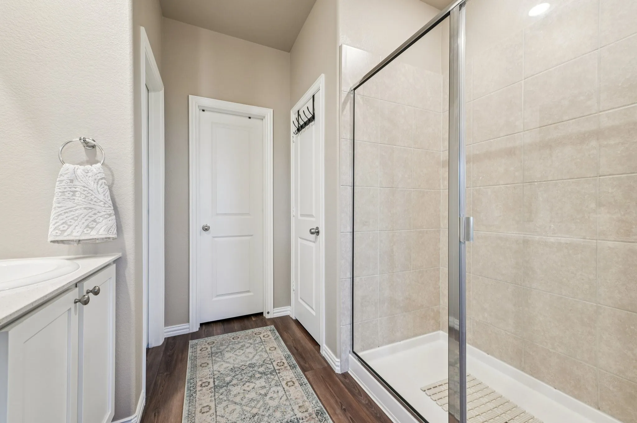 Single Family Residence For Rent in Denton County , 11600 Silver Queen Drive, Aubrey, Texas 76227, 4 Bedroom, 2 Bathroom, 2 Garage spaces, 1,838 Sqft, built in 2022, mls#21367510, Real Estate Agent in Aubrey, Homes For Rent in Denton county, Homes For Rent in Aubrey, Realtor in Aubrey Texas, Real Estate Brokerage Independent Realty Texas, Luminita Cordes Realtor