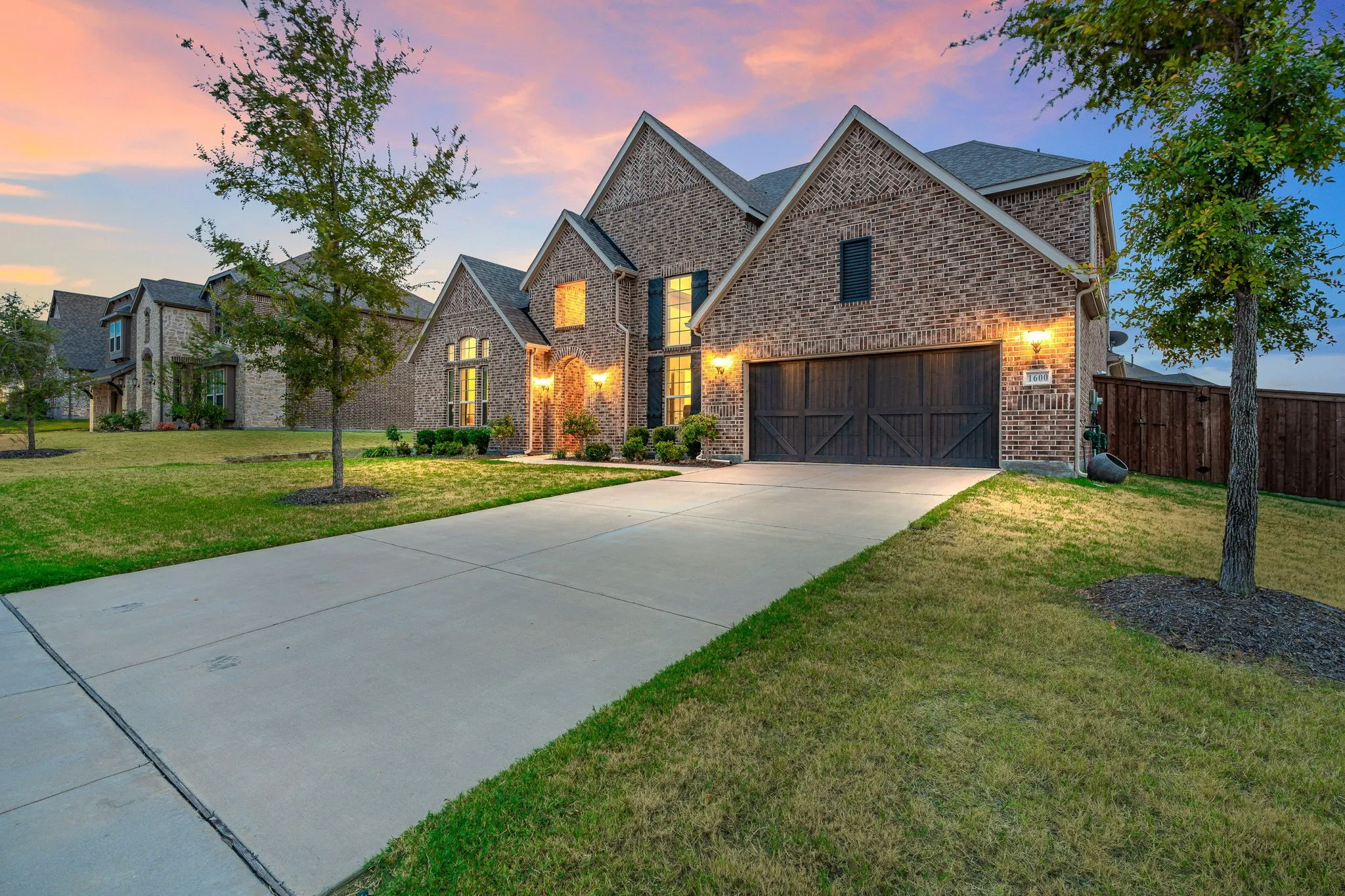 Single Family Residence For Sale in Collin County , 1600 Wichita Drive, Prosper, Texas 75078, 4 Bedroom, 5 Bathroom, 3 Garage spaces, 4,637 Sqft, built in 2018, mls#21367502, Real Estate Agent in Prosper, Homes For Sale in Collin county, Homes For Sale in Prosper, Realtor in Prosper Texas, Real Estate Brokerage Independent Realty Texas, Luminita Cordes Realtor