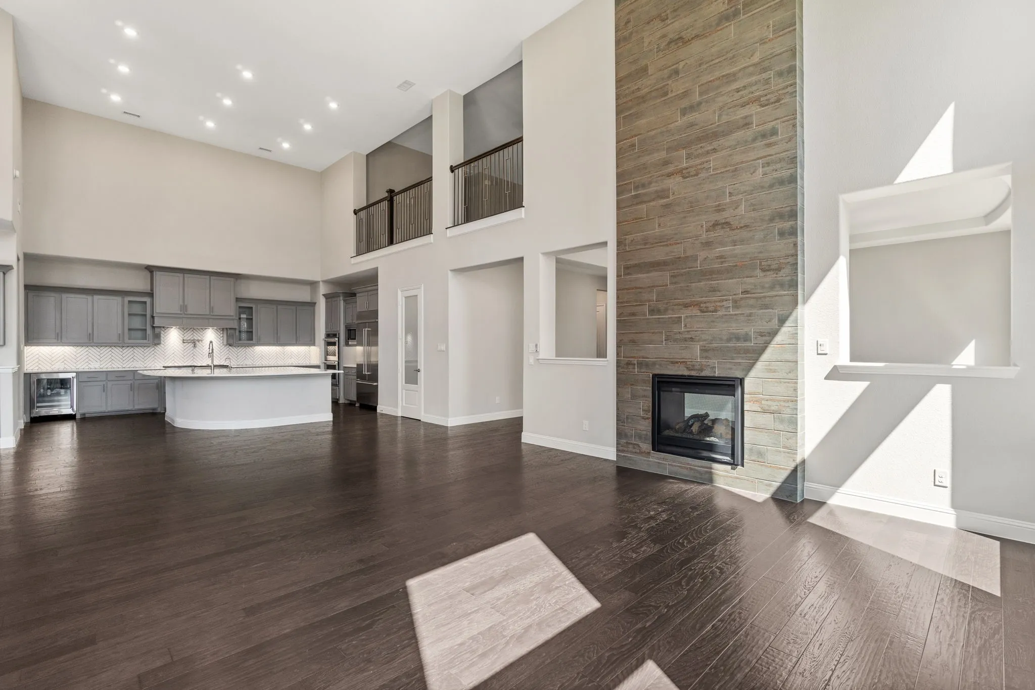 Single Family Residence For Sale in Collin County , 1600 Wichita Drive, Prosper, Texas 75078, 4 Bedroom, 5 Bathroom, 3 Garage spaces, 4,637 Sqft, built in 2018, mls#21367502, Real Estate Agent in Prosper, Homes For Sale in Collin county, Homes For Sale in Prosper, Realtor in Prosper Texas, Real Estate Brokerage Independent Realty Texas, Luminita Cordes Realtor