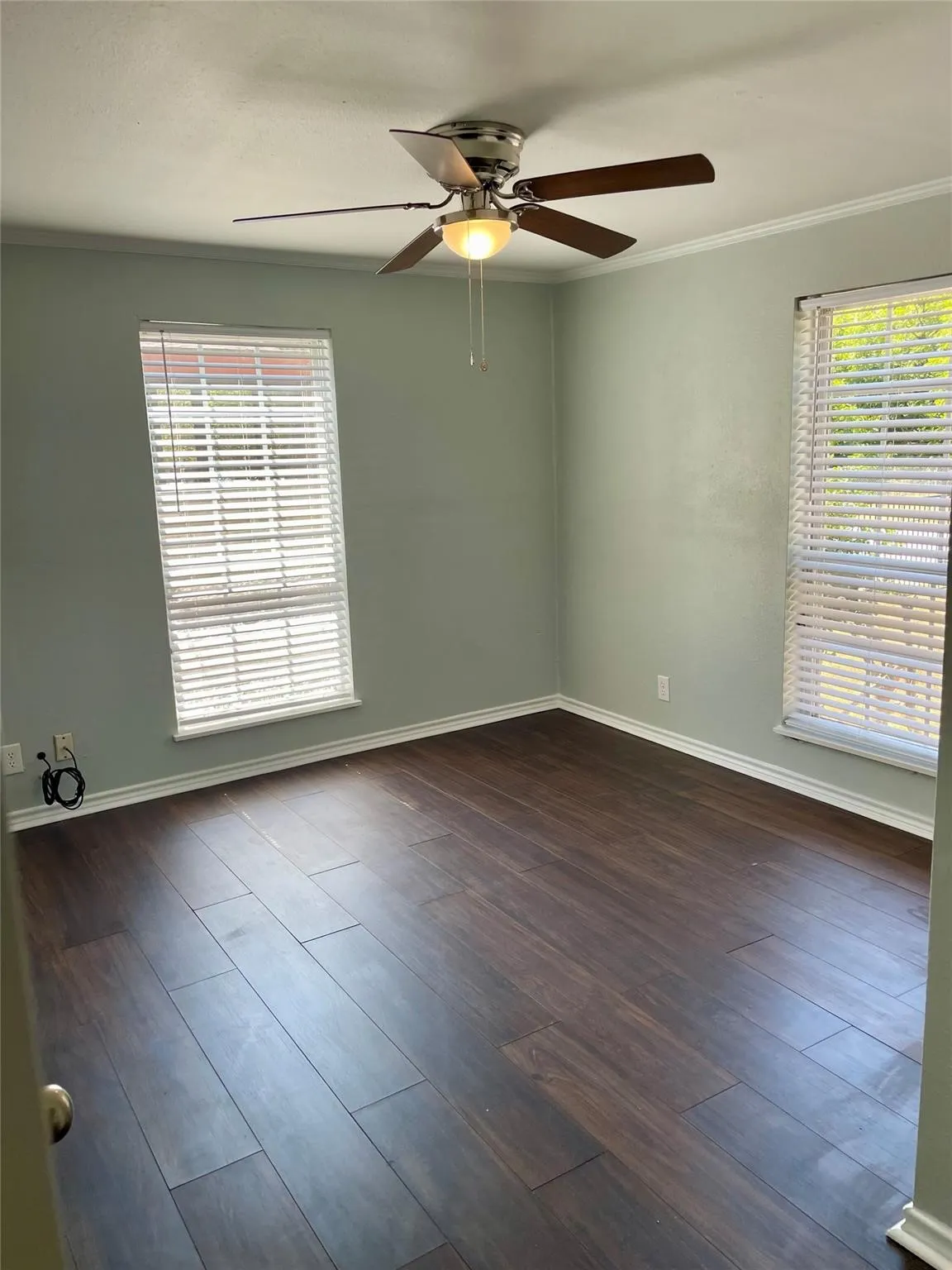 Single Family Residence For Rent in Hunt County , 4003 4th Street, Greenville, Texas 75401, 3 Bedroom, 1 Bathroom, Garage spaces, 1,100 Sqft, built in 1953, mls#21367525, Real Estate Agent in Greenville, Homes For Rent in Hunt county, Homes For Rent in Greenville, Realtor in Greenville Texas, Real Estate Brokerage Independent Realty Texas, Luminita Cordes Realtor