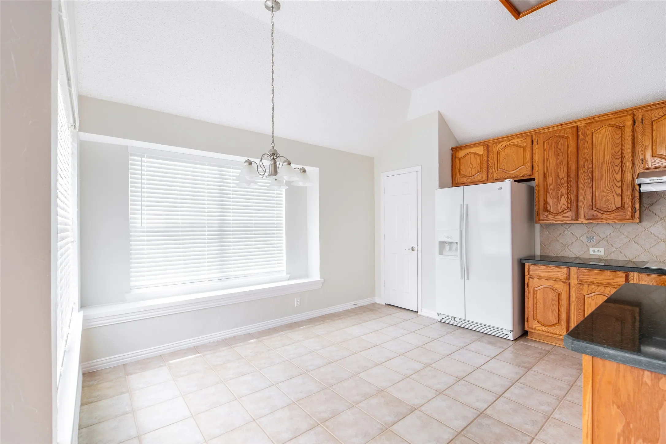Single Family Residence For Rent in Collin County , 11301 New Orleans Drive, Frisco, Texas 75035, 4 Bedroom, 2 Bathroom, 2 Garage spaces, 2,157 Sqft, built in 1995, mls#21349945, Real Estate Agent in Frisco, Homes For Rent in Collin county, Homes For Rent in Frisco, Realtor in Frisco Texas, Real Estate Brokerage Independent Realty Texas, Luminita Cordes Realtor