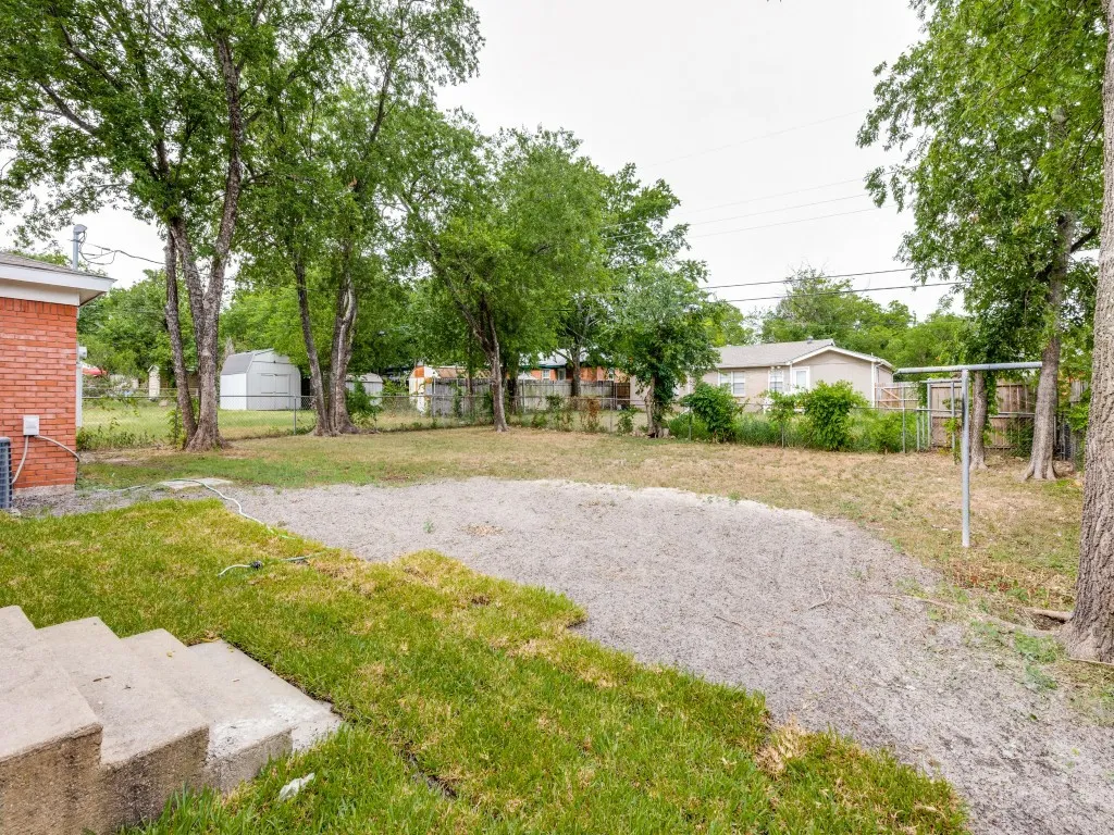 Single Family Residence For Rent in Tarrant County , 508 Crandle Drive, White Settlement, Texas 76108, 3 Bedroom, 2 Bathroom, 1 Garage spaces, 1,286 Sqft, built in 1957, mls#21367245, Real Estate Agent in White Settlement, Homes For Rent in Tarrant county, Homes For Rent in White Settlement, Realtor in White Settlement Texas, Real Estate Brokerage Independent Realty Texas, Luminita Cordes Realtor