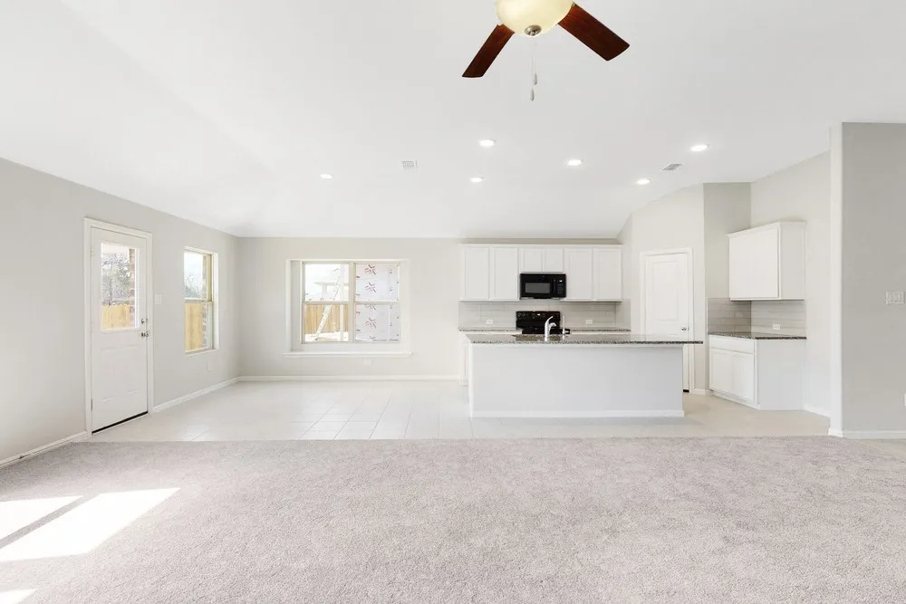 Single Family Residence For Sale in Collin County , 210 Lindenwood Avenue, Melissa, Texas 75454, 4 Bedroom, 3 Bathroom, 2 Garage spaces, 2,119 Sqft, built in 2020, mls#21367544, Real Estate Agent in Melissa, Homes For Sale in Collin county, Homes For Sale in Melissa, Realtor in Melissa Texas, Real Estate Brokerage Independent Realty Texas, Luminita Cordes Realtor