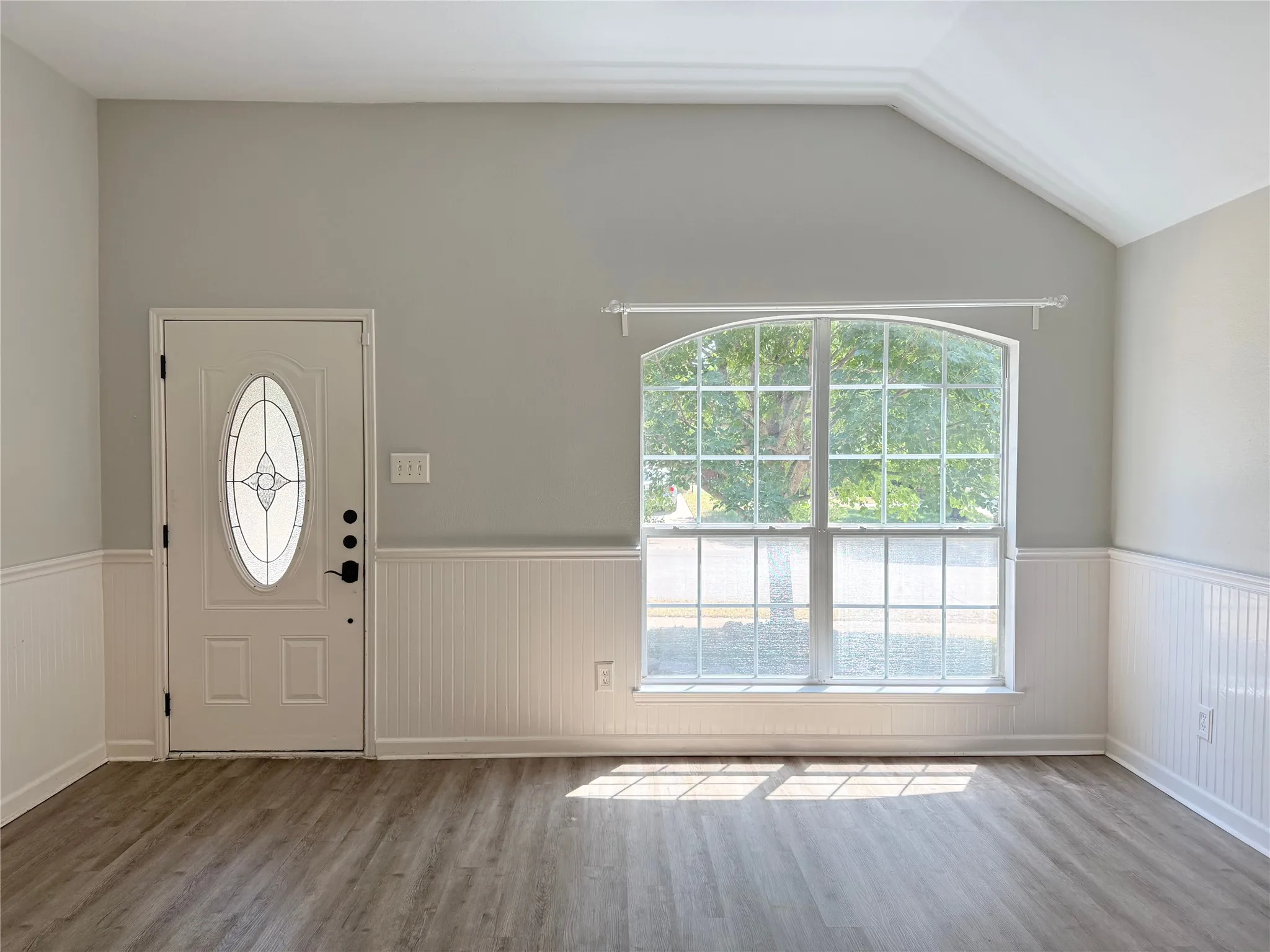 Single Family Residence For Rent in Collin County , 9120 Newport Lane, Mc Kinney, Texas 75071, 3 Bedroom, 2 Bathroom, 2 Garage spaces, 1,535 Sqft, built in 2000, mls#21367435, Real Estate Agent in Mc Kinney, Homes For Rent in Collin county, Homes For Rent in Mc Kinney, Realtor in Mc Kinney Texas, Real Estate Brokerage Independent Realty Texas, Luminita Cordes Realtor