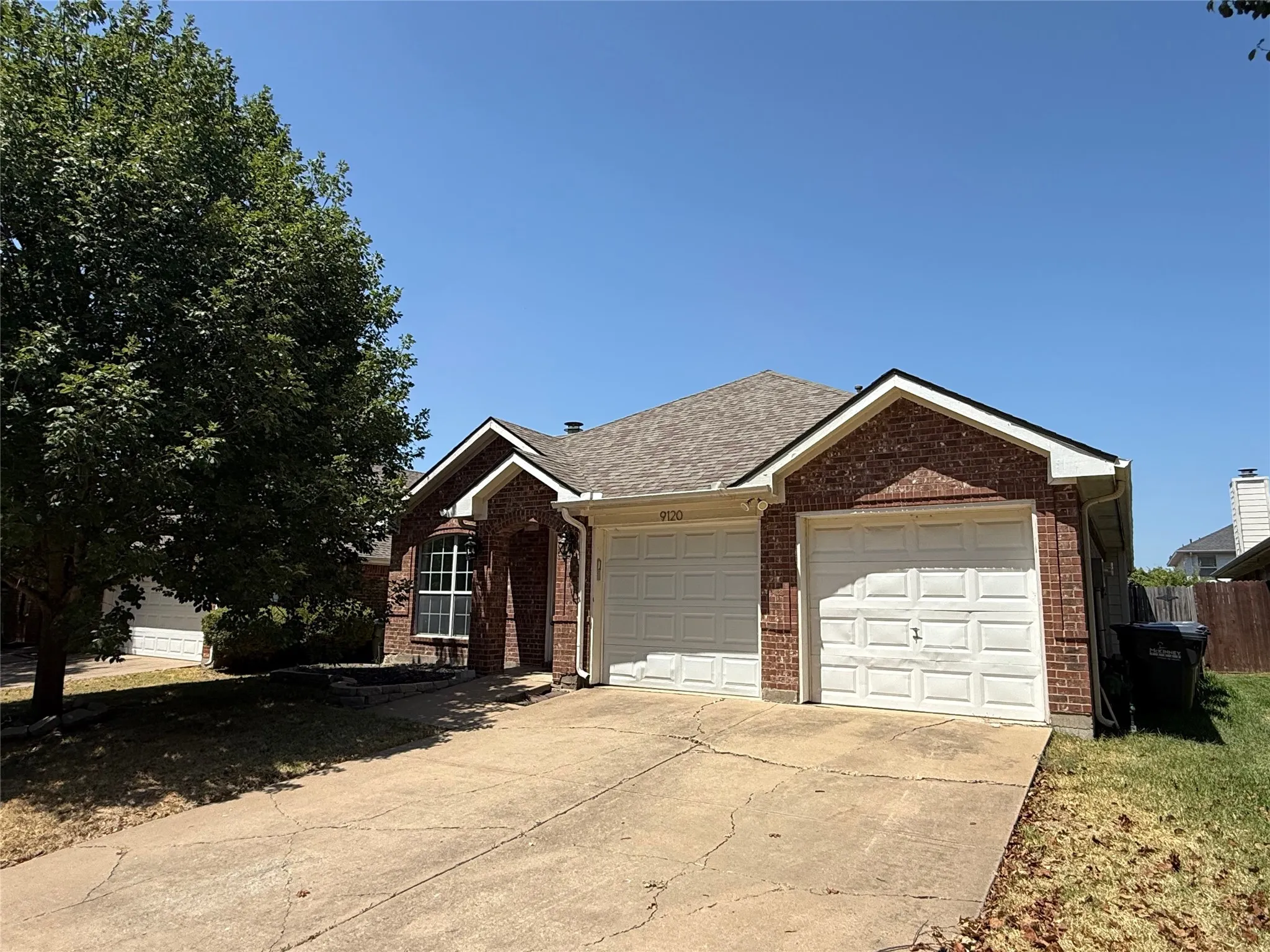 Single Family Residence For Rent in Collin County , 9120 Newport Lane, Mc Kinney, Texas 75071, 3 Bedroom, 2 Bathroom, 2 Garage spaces, 1,535 Sqft, built in 2000, mls#21367435, Real Estate Agent in Mc Kinney, Homes For Rent in Collin county, Homes For Rent in Mc Kinney, Realtor in Mc Kinney Texas, Real Estate Brokerage Independent Realty Texas, Luminita Cordes Realtor
