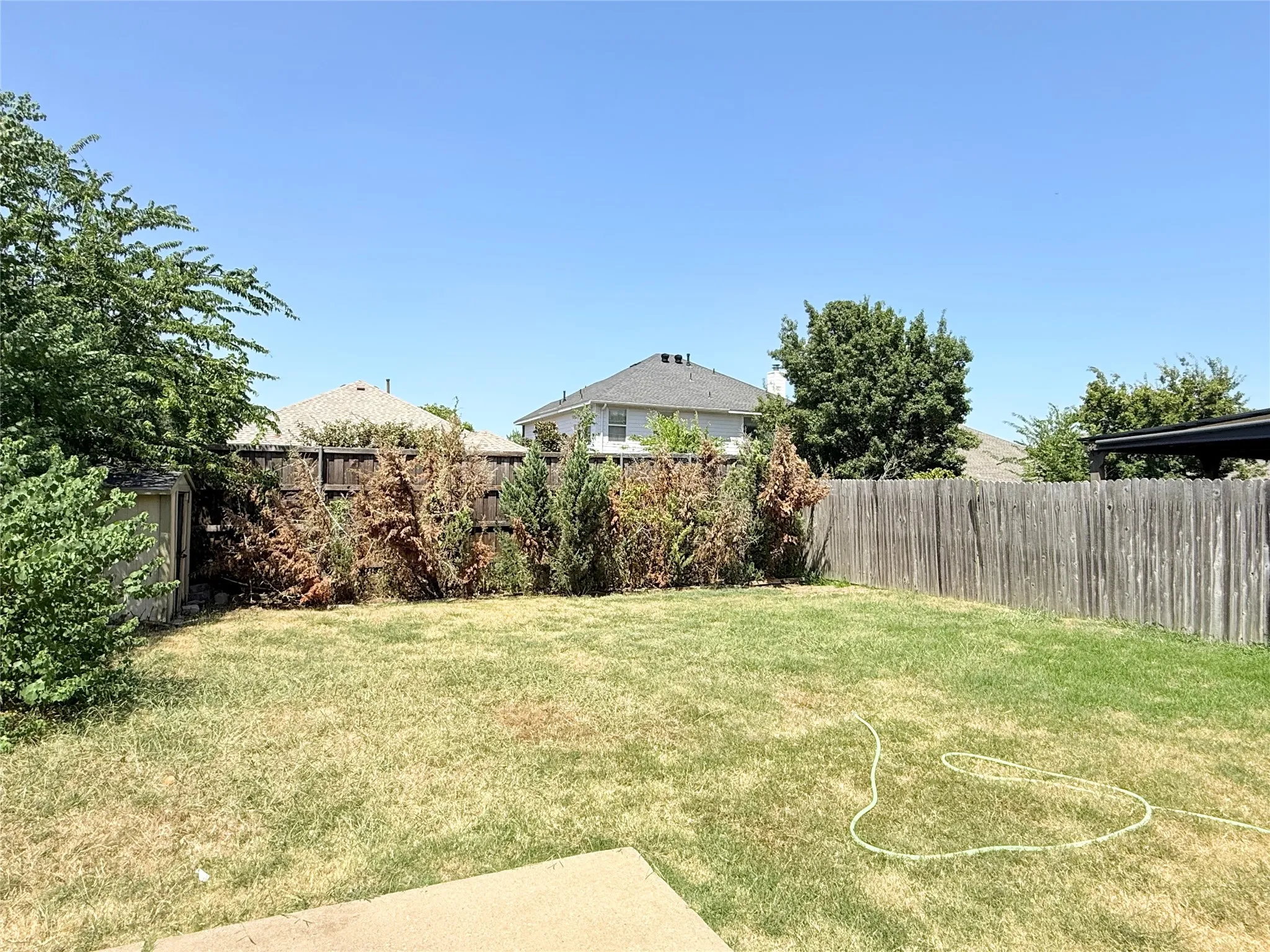 Single Family Residence For Rent in Collin County , 9120 Newport Lane, Mc Kinney, Texas 75071, 3 Bedroom, 2 Bathroom, 2 Garage spaces, 1,535 Sqft, built in 2000, mls#21367435, Real Estate Agent in Mc Kinney, Homes For Rent in Collin county, Homes For Rent in Mc Kinney, Realtor in Mc Kinney Texas, Real Estate Brokerage Independent Realty Texas, Luminita Cordes Realtor