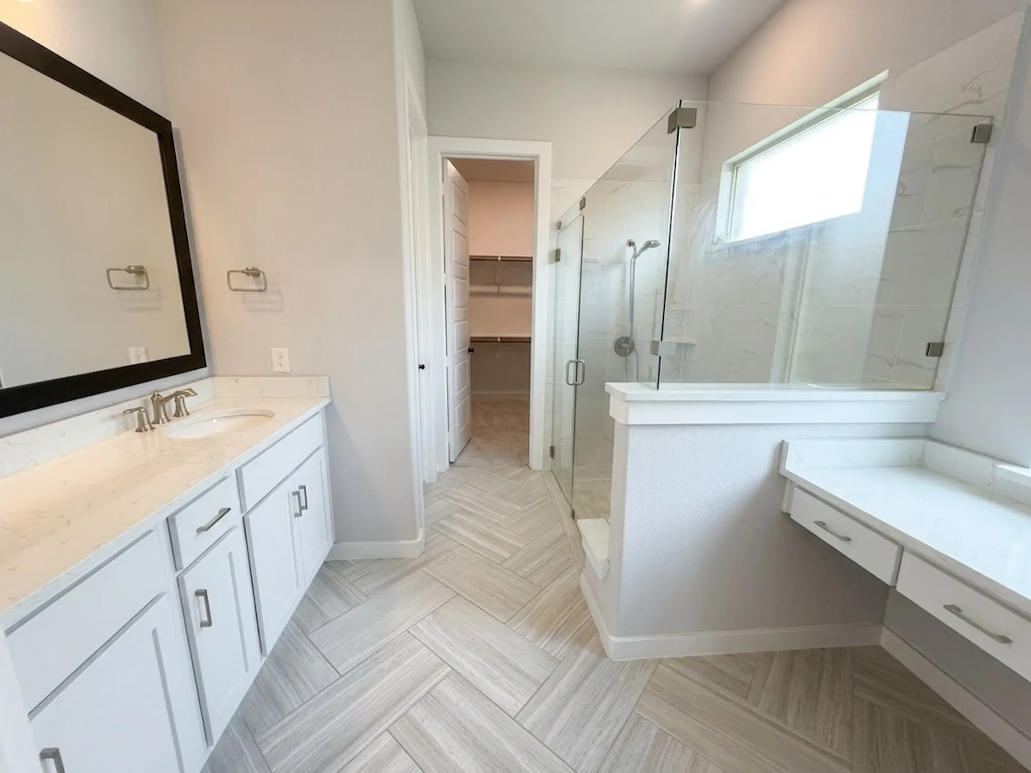 Single Family Residence For Sale in Johnson County , 1708 Birch Street, Mansfield, Texas 76063, 6 Bedroom, 6 Bathroom, 3 Garage spaces, 3,329 Sqft, built in 2022, mls#21367548, Real Estate Agent in Mansfield, Homes For Sale in Johnson county, Homes For Sale in Mansfield, Realtor in Mansfield Texas, Real Estate Brokerage Independent Realty Texas, Luminita Cordes Realtor