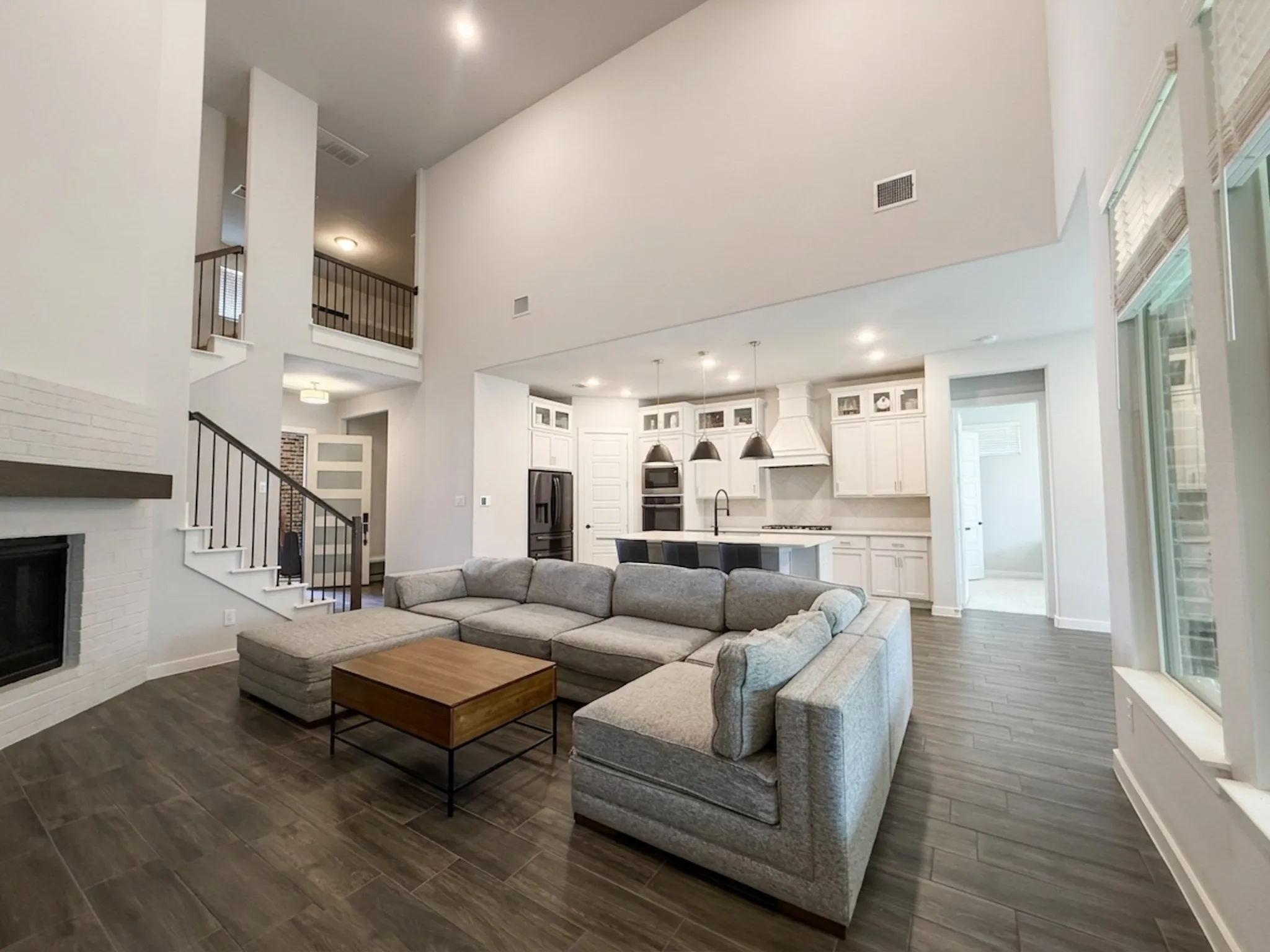 Single Family Residence For Sale in Johnson County , 1708 Birch Street, Mansfield, Texas 76063, 6 Bedroom, 6 Bathroom, 3 Garage spaces, 3,329 Sqft, built in 2022, mls#21367548, Real Estate Agent in Mansfield, Homes For Sale in Johnson county, Homes For Sale in Mansfield, Realtor in Mansfield Texas, Real Estate Brokerage Independent Realty Texas, Luminita Cordes Realtor