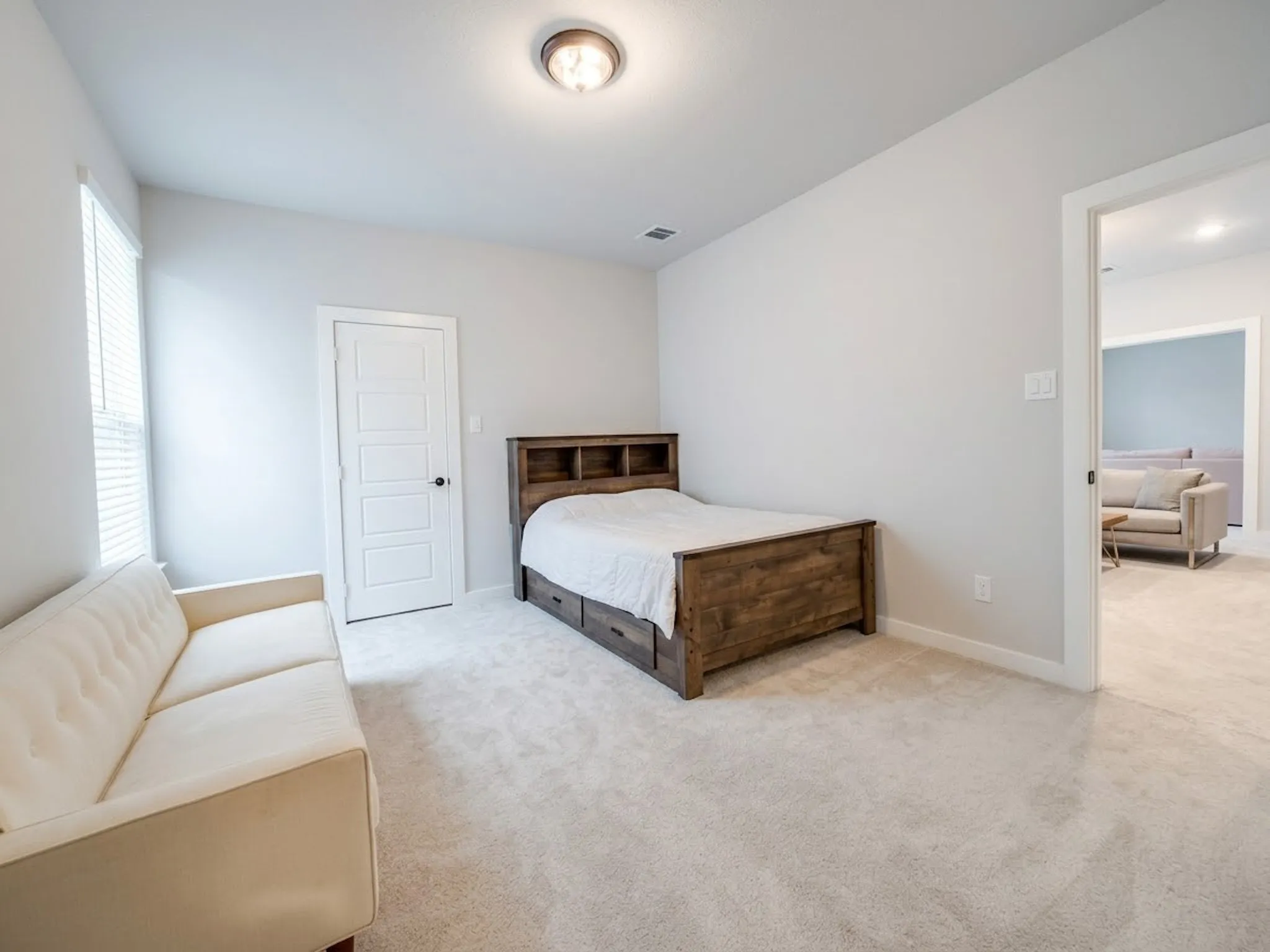 Upstairs bedroom