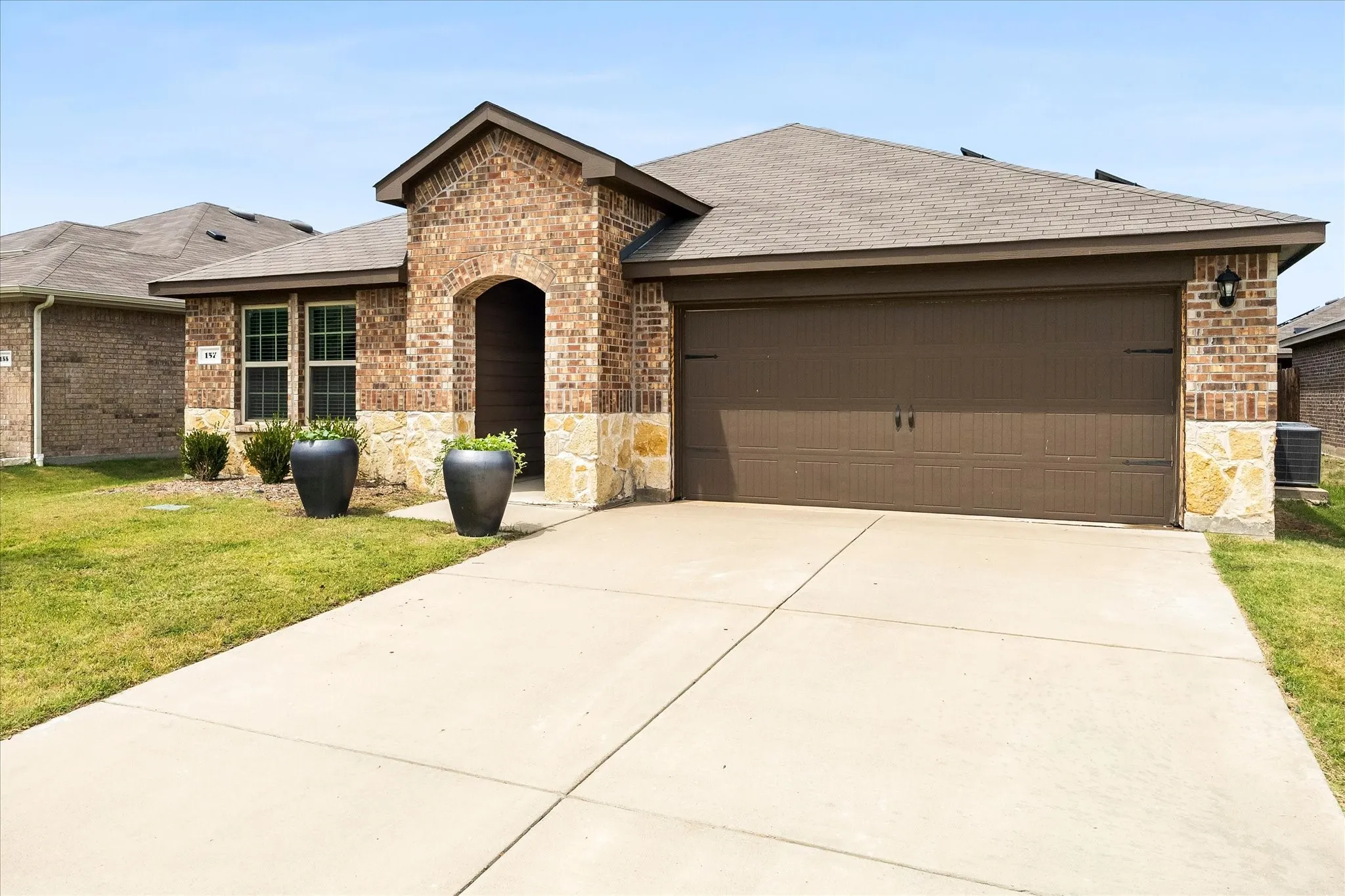 Single Family Residence For Rent in Hunt County , 157 Silver Charm Lane, Caddo Mills, Texas 75135, 4 Bedroom, 3 Bathroom, 2 Garage spaces, 2,097 Sqft, built in 2021, mls#21367550, Real Estate Agent in Caddo Mills, Homes For Rent in Hunt county, Homes For Rent in Caddo Mills, Realtor in Caddo Mills Texas, Real Estate Brokerage Independent Realty Texas, Luminita Cordes Realtor