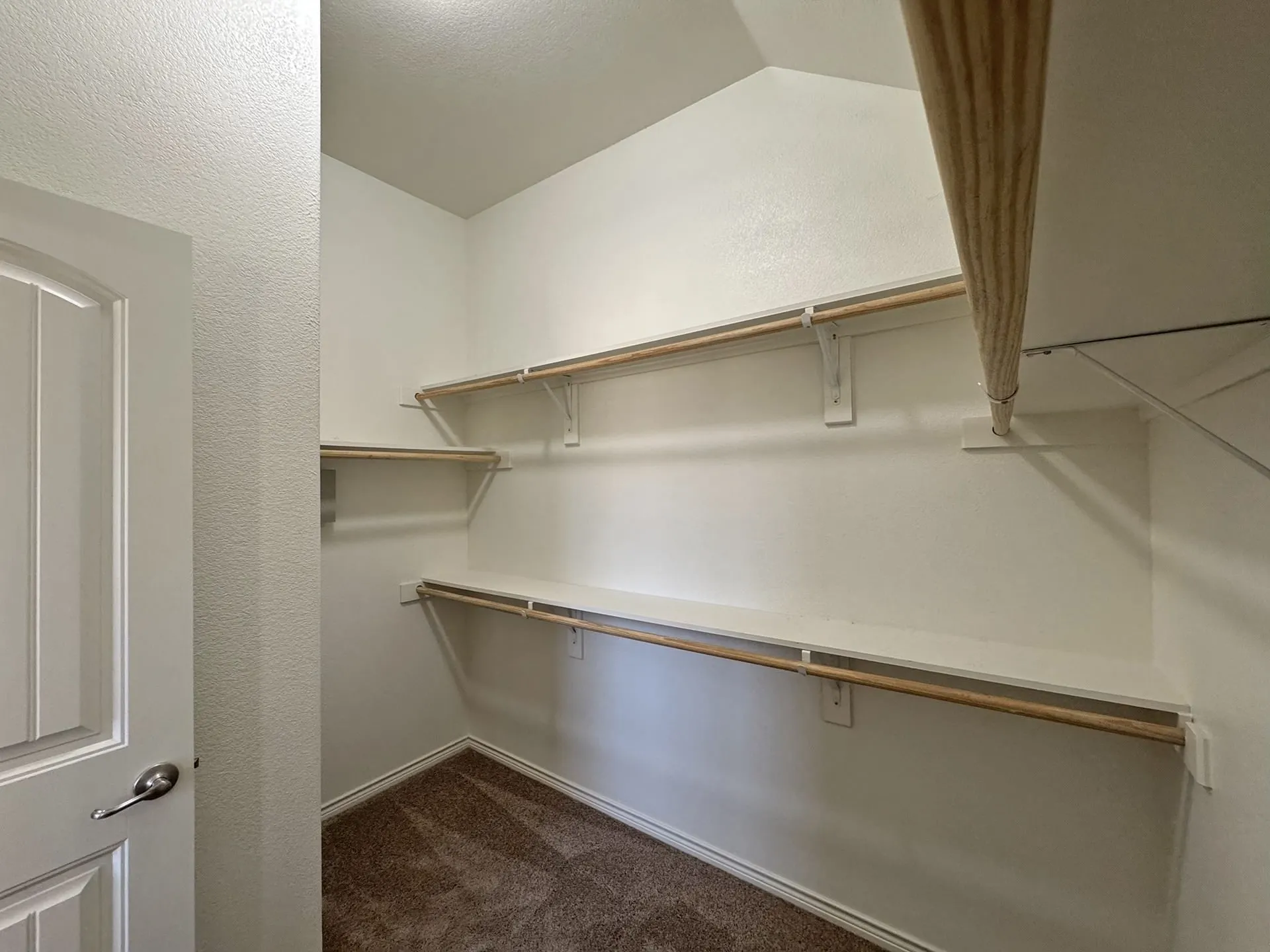 Single Family Residence For Rent in Kaufman County , 1113 Seguin Road, Forney, Texas 75126, 4 Bedroom, 4 Bathroom, 2 Garage spaces, 2,752 Sqft, built in 2014, Price $2,950, mls#21367557, Real Estate Agent in Forney, Homes For Rent in Kaufman county, Homes For Rent in Forney, Realtor in Forney Texas, Real Estate Brokerage Independent Realty Texas, Luminita Cordes Realtor