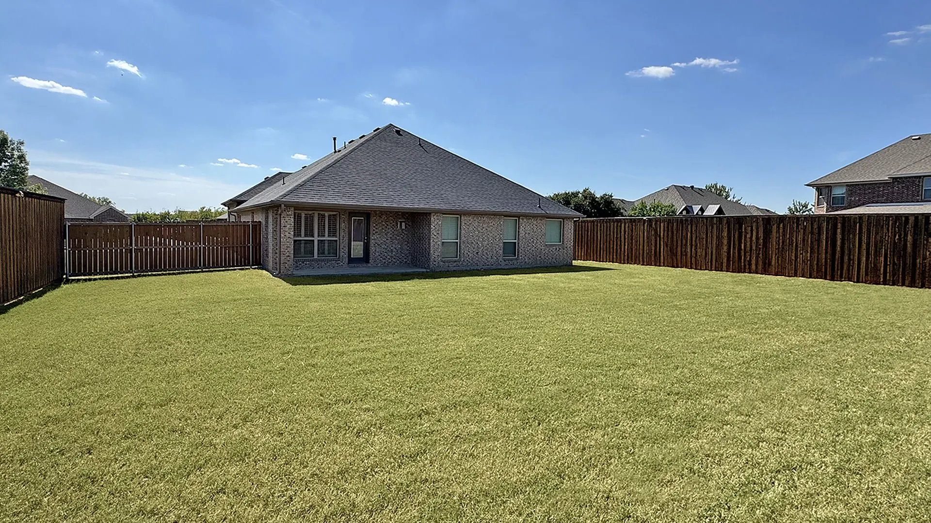Single Family Residence For Rent in Kaufman County , 1113 Seguin Road, Forney, Texas 75126, 4 Bedroom, 4 Bathroom, 2 Garage spaces, 2,752 Sqft, built in 2014, Price $2,950, mls#21367557, Real Estate Agent in Forney, Homes For Rent in Kaufman county, Homes For Rent in Forney, Realtor in Forney Texas, Real Estate Brokerage Independent Realty Texas, Luminita Cordes Realtor