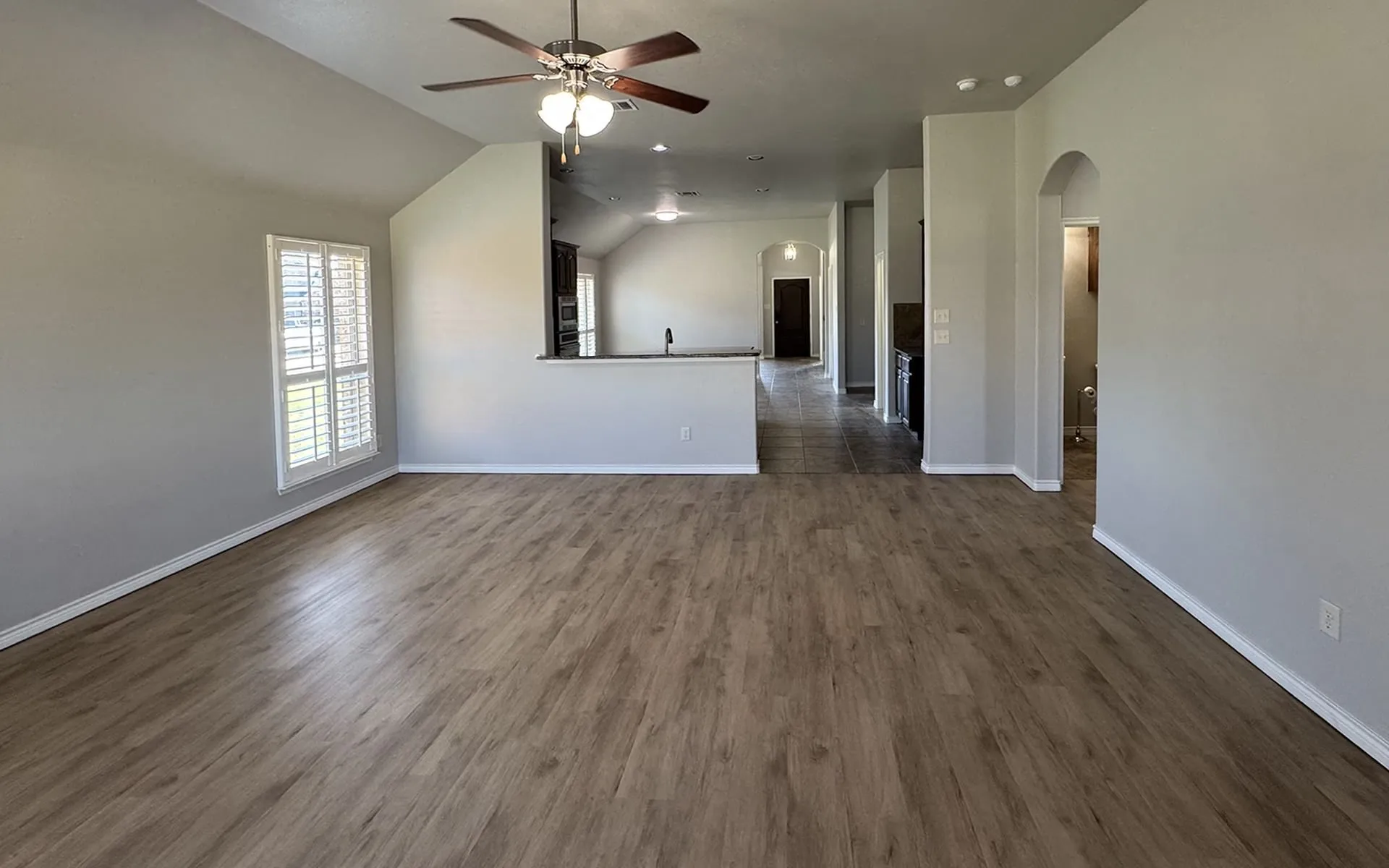 Single Family Residence For Rent in Kaufman County , 1113 Seguin Road, Forney, Texas 75126, 4 Bedroom, 4 Bathroom, 2 Garage spaces, 2,752 Sqft, built in 2014, Price $2,950, mls#21367557, Real Estate Agent in Forney, Homes For Rent in Kaufman county, Homes For Rent in Forney, Realtor in Forney Texas, Real Estate Brokerage Independent Realty Texas, Luminita Cordes Realtor