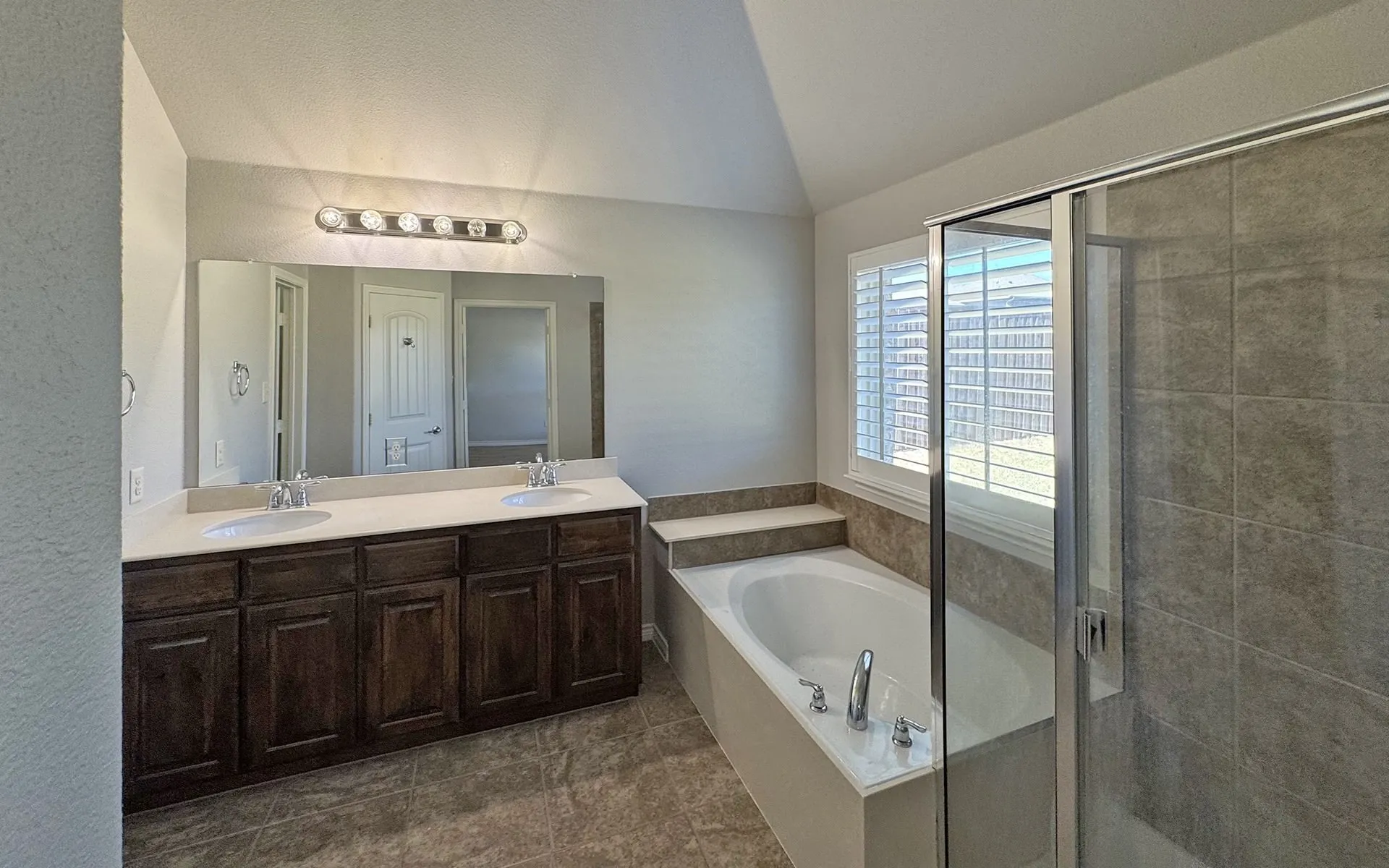 Single Family Residence For Rent in Kaufman County , 1113 Seguin Road, Forney, Texas 75126, 4 Bedroom, 4 Bathroom, 2 Garage spaces, 2,752 Sqft, built in 2014, Price $2,950, mls#21367557, Real Estate Agent in Forney, Homes For Rent in Kaufman county, Homes For Rent in Forney, Realtor in Forney Texas, Real Estate Brokerage Independent Realty Texas, Luminita Cordes Realtor