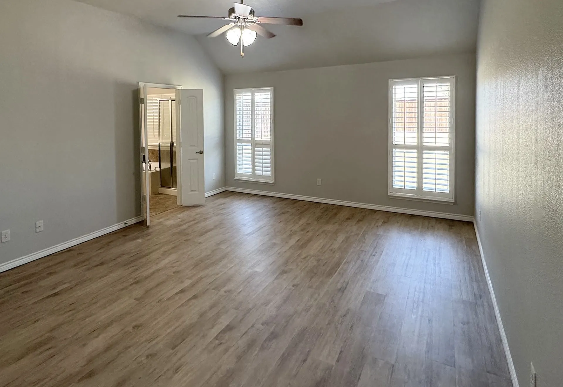 Single Family Residence For Rent in Kaufman County , 1113 Seguin Road, Forney, Texas 75126, 4 Bedroom, 4 Bathroom, 2 Garage spaces, 2,752 Sqft, built in 2014, Price $2,950, mls#21367557, Real Estate Agent in Forney, Homes For Rent in Kaufman county, Homes For Rent in Forney, Realtor in Forney Texas, Real Estate Brokerage Independent Realty Texas, Luminita Cordes Realtor