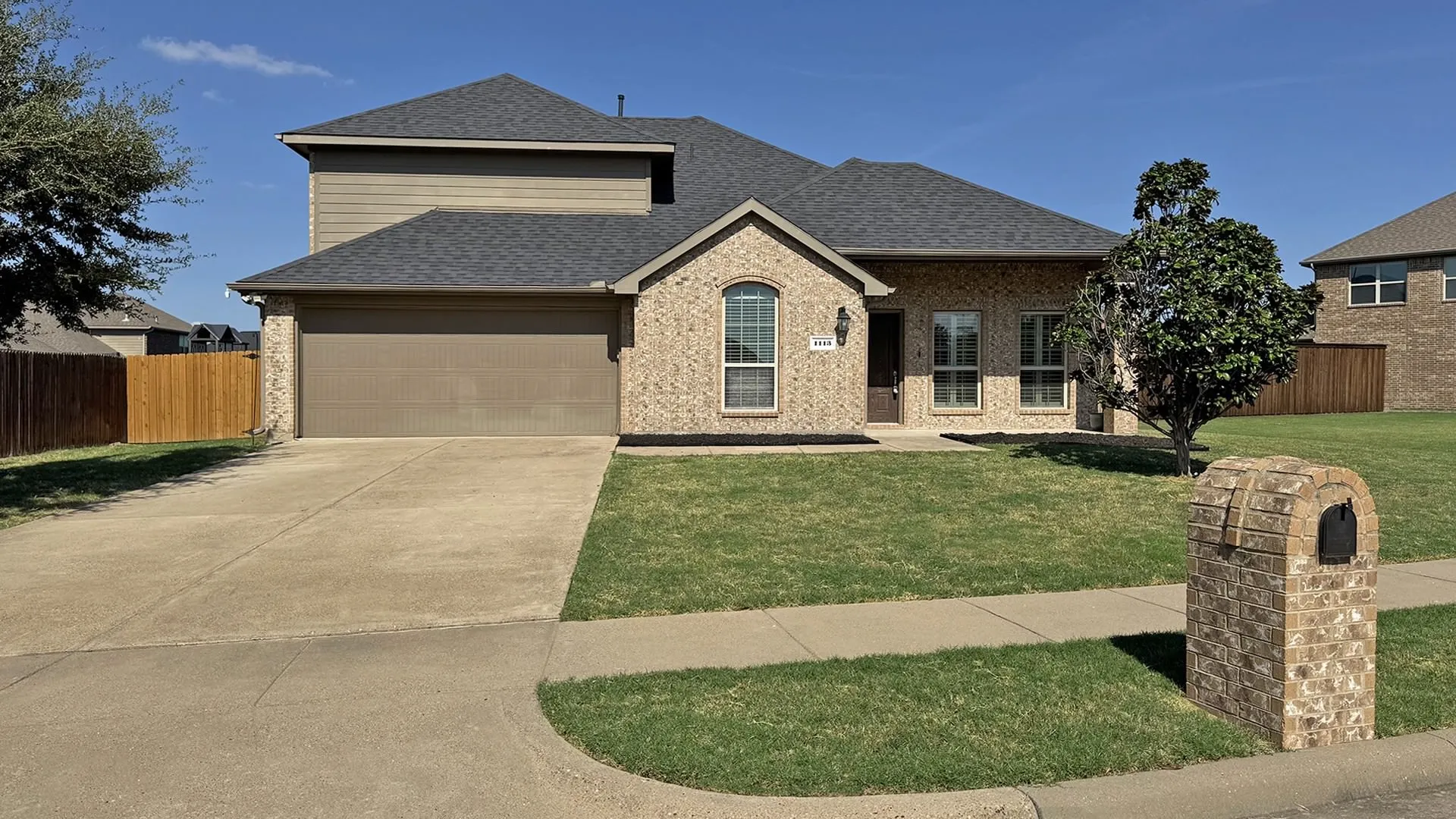 Single Family Residence For Rent in Kaufman County , 1113 Seguin Road, Forney, Texas 75126, 4 Bedroom, 4 Bathroom, 2 Garage spaces, 2,752 Sqft, built in 2014, Price $2,950, mls#21367557, Real Estate Agent in Forney, Homes For Rent in Kaufman county, Homes For Rent in Forney, Realtor in Forney Texas, Real Estate Brokerage Independent Realty Texas, Luminita Cordes Realtor