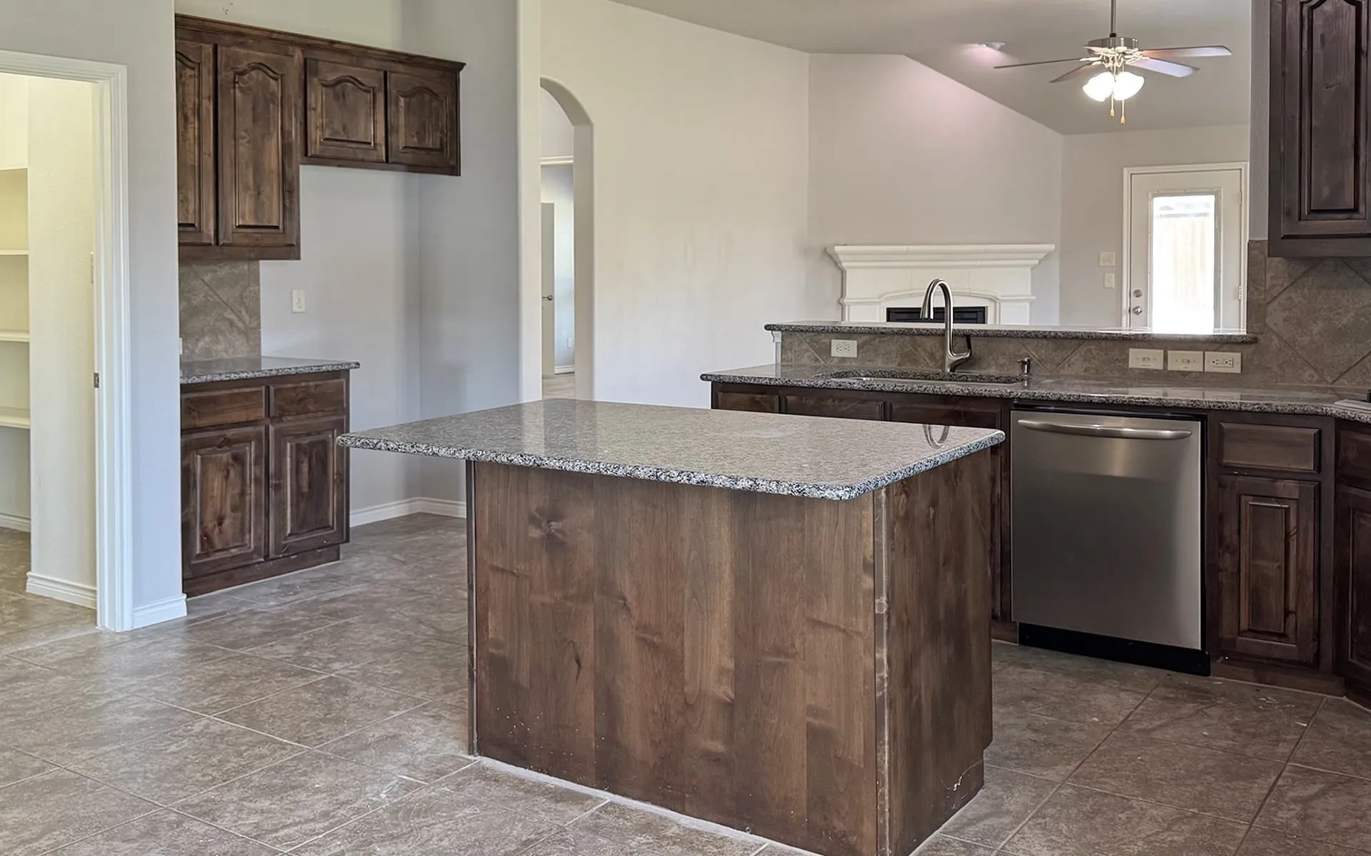 Single Family Residence For Rent in Kaufman County , 1113 Seguin Road, Forney, Texas 75126, 4 Bedroom, 4 Bathroom, 2 Garage spaces, 2,752 Sqft, built in 2014, Price $2,950, mls#21367557, Real Estate Agent in Forney, Homes For Rent in Kaufman county, Homes For Rent in Forney, Realtor in Forney Texas, Real Estate Brokerage Independent Realty Texas, Luminita Cordes Realtor