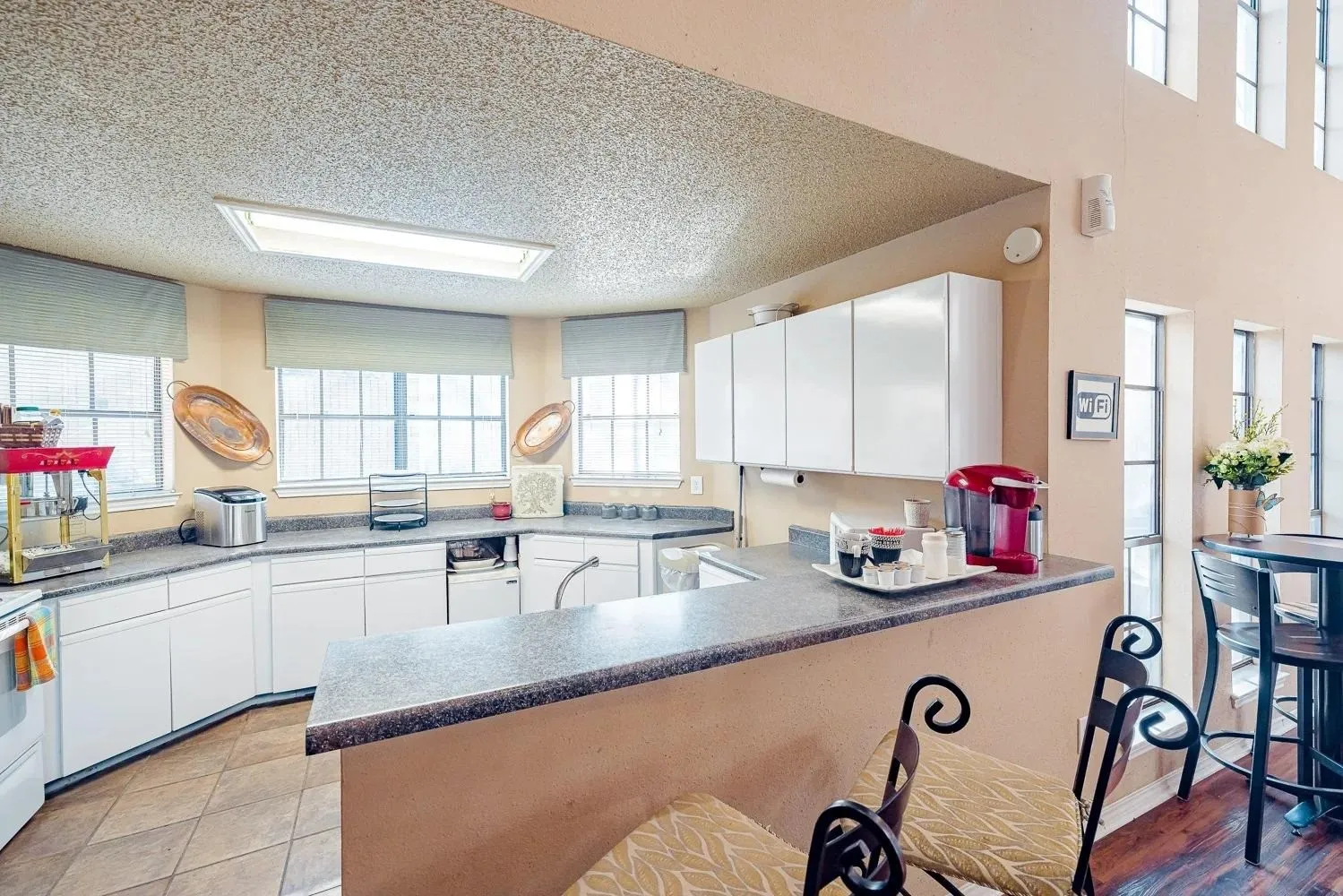 Up To 8 Weeks Free!  Newly renovated units available!