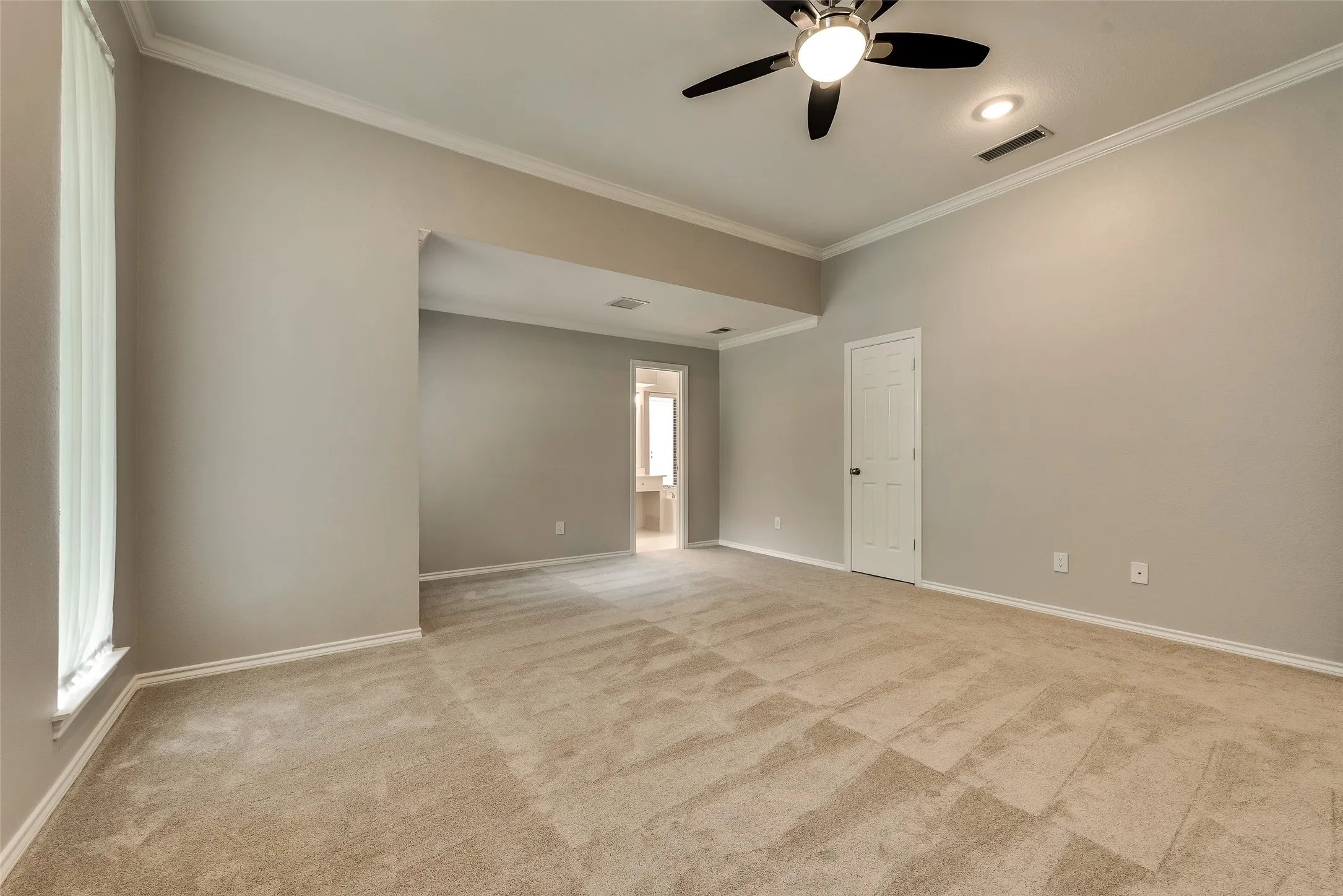 Single Family Residence For Rent in Collin County , 2204 Valcourt Drive, Plano, Texas 75023, 4 Bedroom, 4 Bathroom, 2 Garage spaces, 3,500 Sqft, built in 1983, mls#21343941, Real Estate Agent in Plano, Homes For Rent in Collin county, Homes For Rent in Plano, Realtor in Plano Texas, Real Estate Brokerage Independent Realty Texas, Luminita Cordes Realtor
