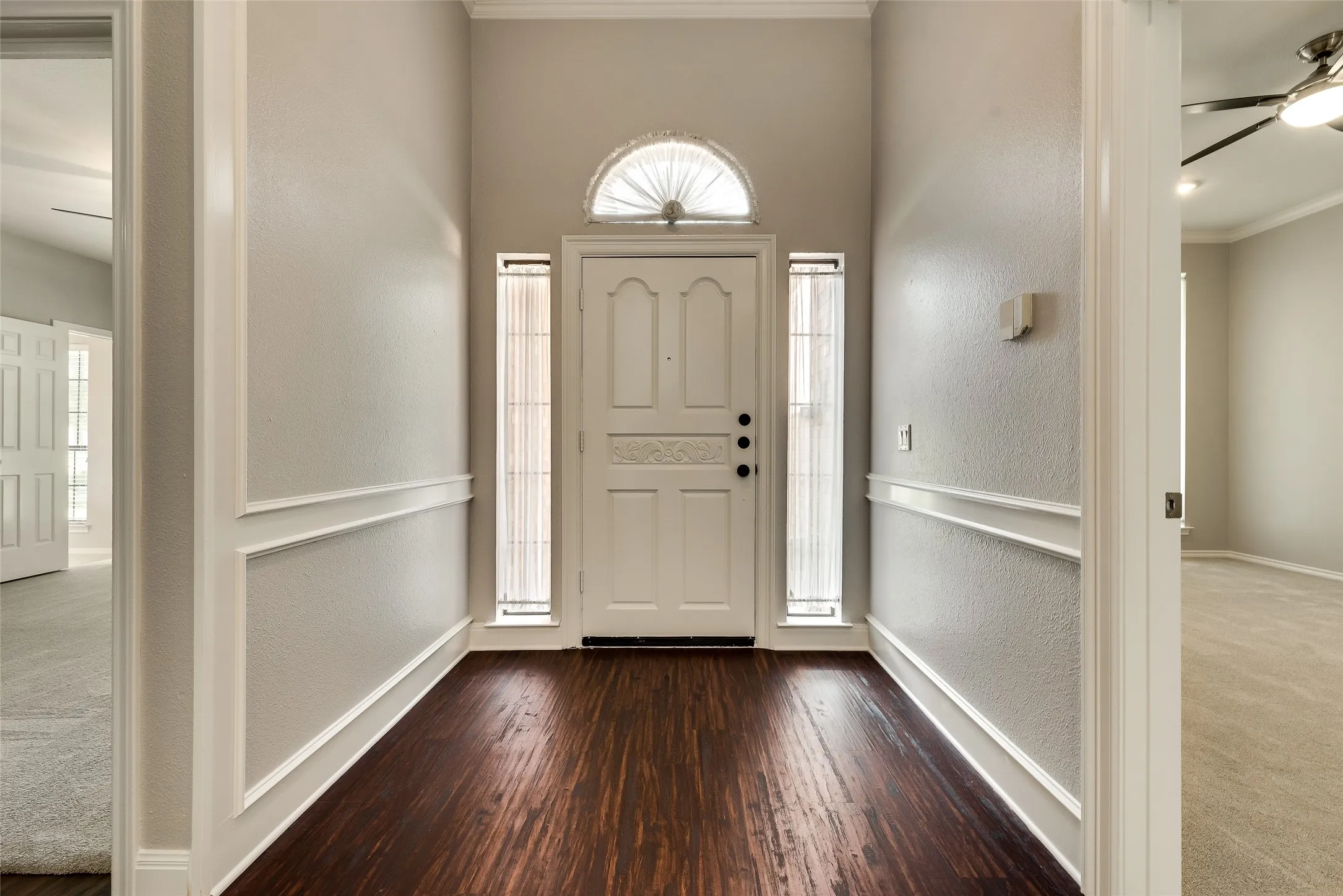 Single Family Residence For Rent in Collin County , 2204 Valcourt Drive, Plano, Texas 75023, 4 Bedroom, 4 Bathroom, 2 Garage spaces, 3,500 Sqft, built in 1983, mls#21343941, Real Estate Agent in Plano, Homes For Rent in Collin county, Homes For Rent in Plano, Realtor in Plano Texas, Real Estate Brokerage Independent Realty Texas, Luminita Cordes Realtor