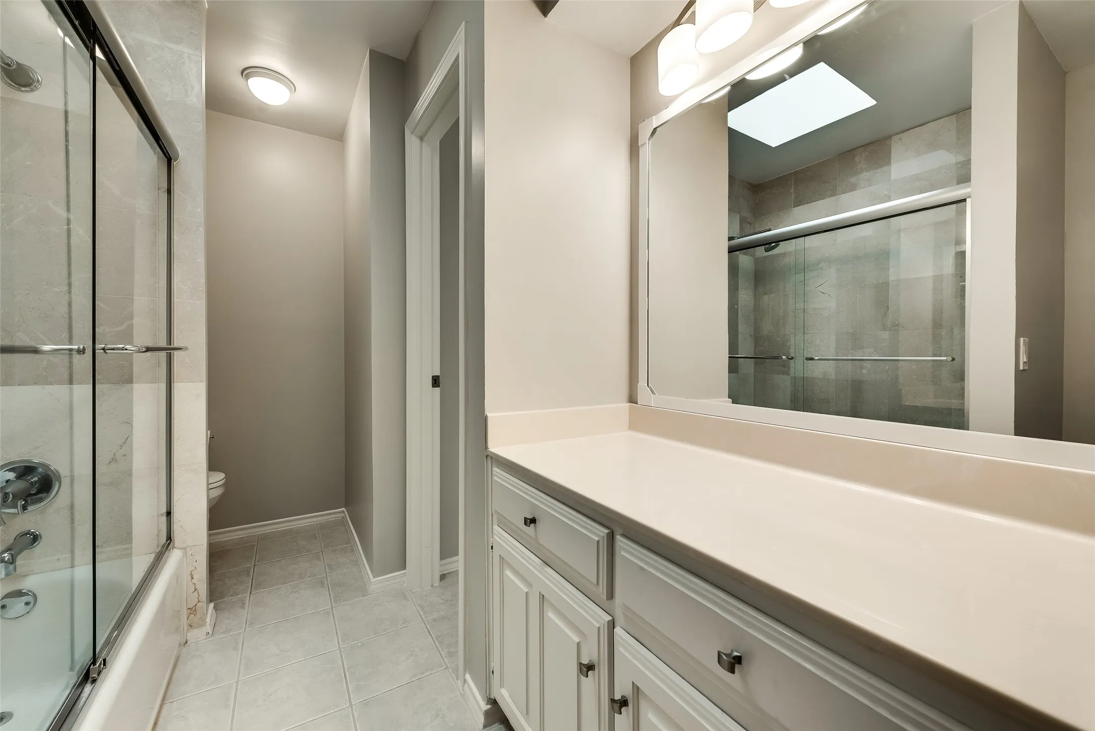 Single Family Residence For Rent in Collin County , 2204 Valcourt Drive, Plano, Texas 75023, 4 Bedroom, 4 Bathroom, 2 Garage spaces, 3,500 Sqft, built in 1983, mls#21343941, Real Estate Agent in Plano, Homes For Rent in Collin county, Homes For Rent in Plano, Realtor in Plano Texas, Real Estate Brokerage Independent Realty Texas, Luminita Cordes Realtor