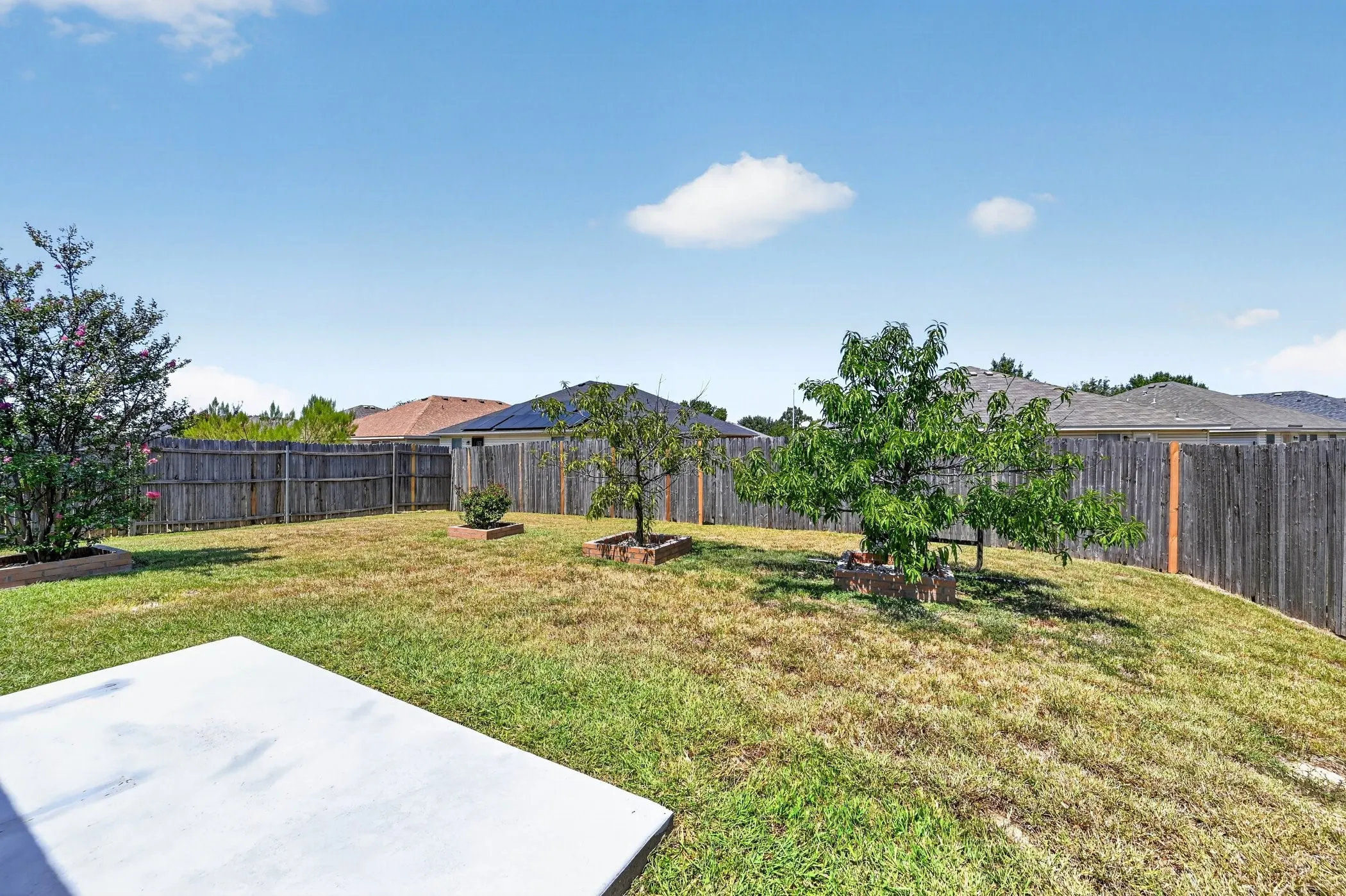 Single Family Residence For Sale in Tarrant County , 1509 Castle Ridge Road, Fort Worth, Texas 76140, 2 Bedroom, 1 Bathroom, 2 Garage spaces, 1,030 Sqft, built in 2005, mls#21367551, Real Estate Agent in Fort Worth, Homes For Sale in Tarrant county, Homes For Sale in Fort Worth, Realtor in Fort Worth Texas, Real Estate Brokerage Independent Realty Texas, Luminita Cordes Realtor