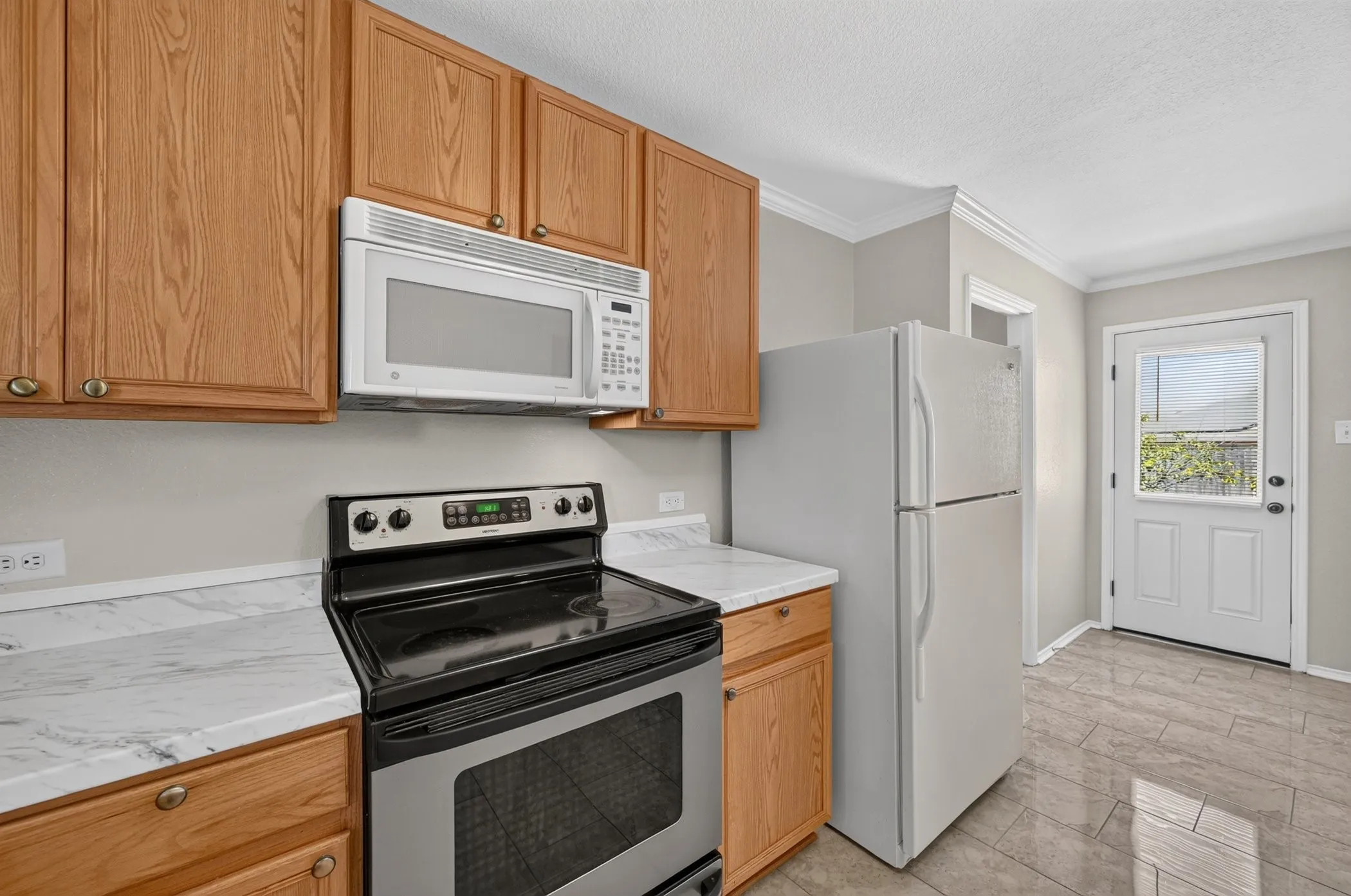 Single Family Residence For Sale in Tarrant County , 1509 Castle Ridge Road, Fort Worth, Texas 76140, 2 Bedroom, 1 Bathroom, 2 Garage spaces, 1,030 Sqft, built in 2005, mls#21367551, Real Estate Agent in Fort Worth, Homes For Sale in Tarrant county, Homes For Sale in Fort Worth, Realtor in Fort Worth Texas, Real Estate Brokerage Independent Realty Texas, Luminita Cordes Realtor
