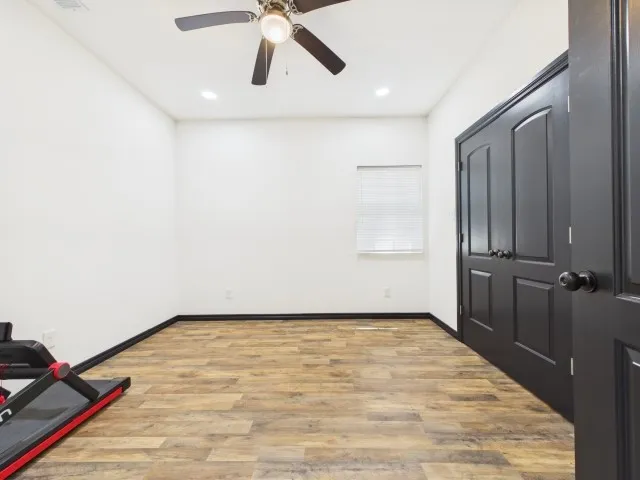 Single Family Residence For Sale in Henderson County , 14089 E Travis Lane, Log Cabin, Texas 75148, 3 Bedroom, 2 Bathroom, Garage spaces, 1,449 Sqft, built in 2023, mls#21367430, Real Estate Agent in Log Cabin, Homes For Sale in Henderson county, Homes For Sale in Log Cabin, Realtor in Log Cabin Texas, Real Estate Brokerage Independent Realty Texas, Luminita Cordes Realtor