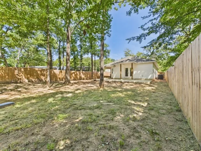 Single Family Residence For Sale in Henderson County , 14089 E Travis Lane, Log Cabin, Texas 75148, 3 Bedroom, 2 Bathroom, Garage spaces, 1,449 Sqft, built in 2023, mls#21367430, Real Estate Agent in Log Cabin, Homes For Sale in Henderson county, Homes For Sale in Log Cabin, Realtor in Log Cabin Texas, Real Estate Brokerage Independent Realty Texas, Luminita Cordes Realtor