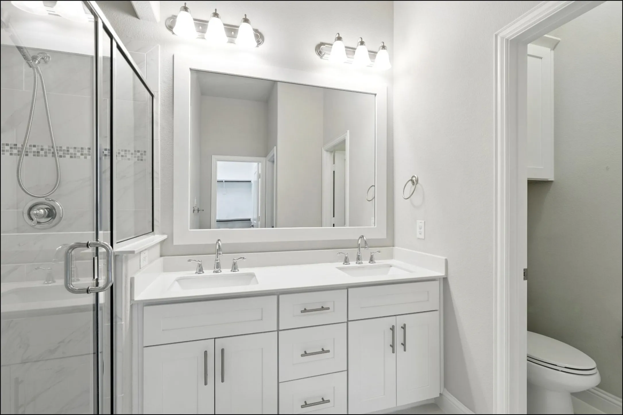 Townhouse For Sale in Denton County , 297 Scotia Street, Lewisville, Texas 75056, 4 Bedroom, 4 Bathroom, 2 Garage spaces, 2,244 Sqft, built in 2017, mls#21367566, Real Estate Agent in Lewisville, Homes For Sale in Denton county, Homes For Sale in Lewisville, Realtor in Lewisville Texas, Real Estate Brokerage Independent Realty Texas, Luminita Cordes Realtor