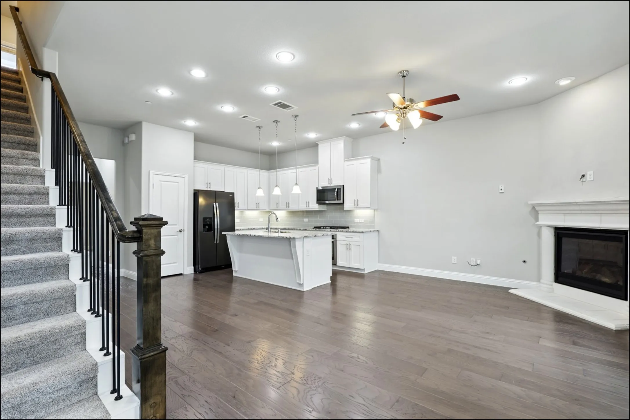 Townhouse For Sale in Denton County , 297 Scotia Street, Lewisville, Texas 75056, 4 Bedroom, 4 Bathroom, 2 Garage spaces, 2,244 Sqft, built in 2017, mls#21367566, Real Estate Agent in Lewisville, Homes For Sale in Denton county, Homes For Sale in Lewisville, Realtor in Lewisville Texas, Real Estate Brokerage Independent Realty Texas, Luminita Cordes Realtor