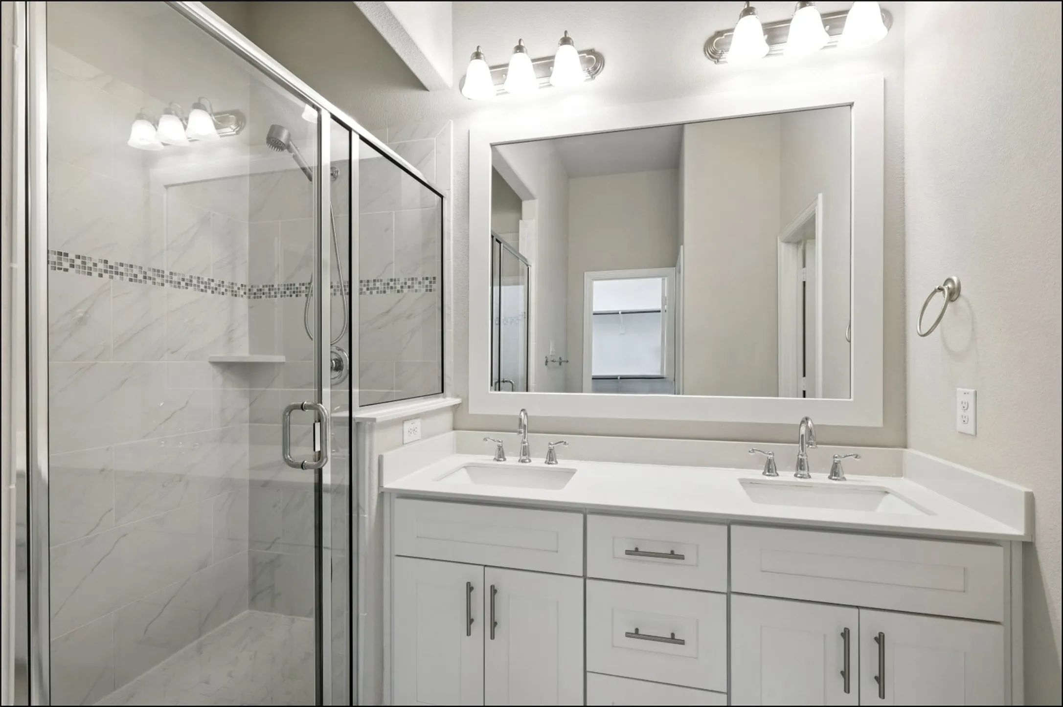 Townhouse For Sale in Denton County , 297 Scotia Street, Lewisville, Texas 75056, 4 Bedroom, 4 Bathroom, 2 Garage spaces, 2,244 Sqft, built in 2017, mls#21367566, Real Estate Agent in Lewisville, Homes For Sale in Denton county, Homes For Sale in Lewisville, Realtor in Lewisville Texas, Real Estate Brokerage Independent Realty Texas, Luminita Cordes Realtor