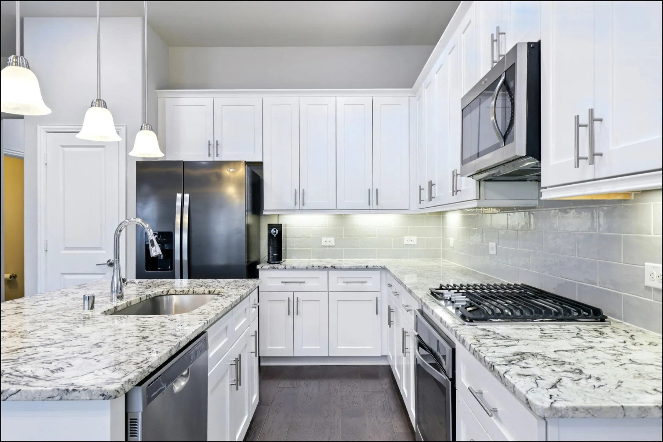 Townhouse For Sale in Denton County , 297 Scotia Street, Lewisville, Texas 75056, 4 Bedroom, 4 Bathroom, 2 Garage spaces, 2,244 Sqft, built in 2017, mls#21367566, Real Estate Agent in Lewisville, Homes For Sale in Denton county, Homes For Sale in Lewisville, Realtor in Lewisville Texas, Real Estate Brokerage Independent Realty Texas, Luminita Cordes Realtor