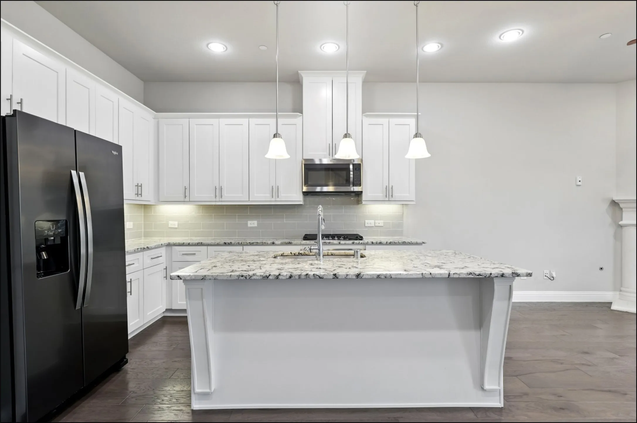 Townhouse For Sale in Denton County , 297 Scotia Street, Lewisville, Texas 75056, 4 Bedroom, 4 Bathroom, 2 Garage spaces, 2,244 Sqft, built in 2017, mls#21367566, Real Estate Agent in Lewisville, Homes For Sale in Denton county, Homes For Sale in Lewisville, Realtor in Lewisville Texas, Real Estate Brokerage Independent Realty Texas, Luminita Cordes Realtor