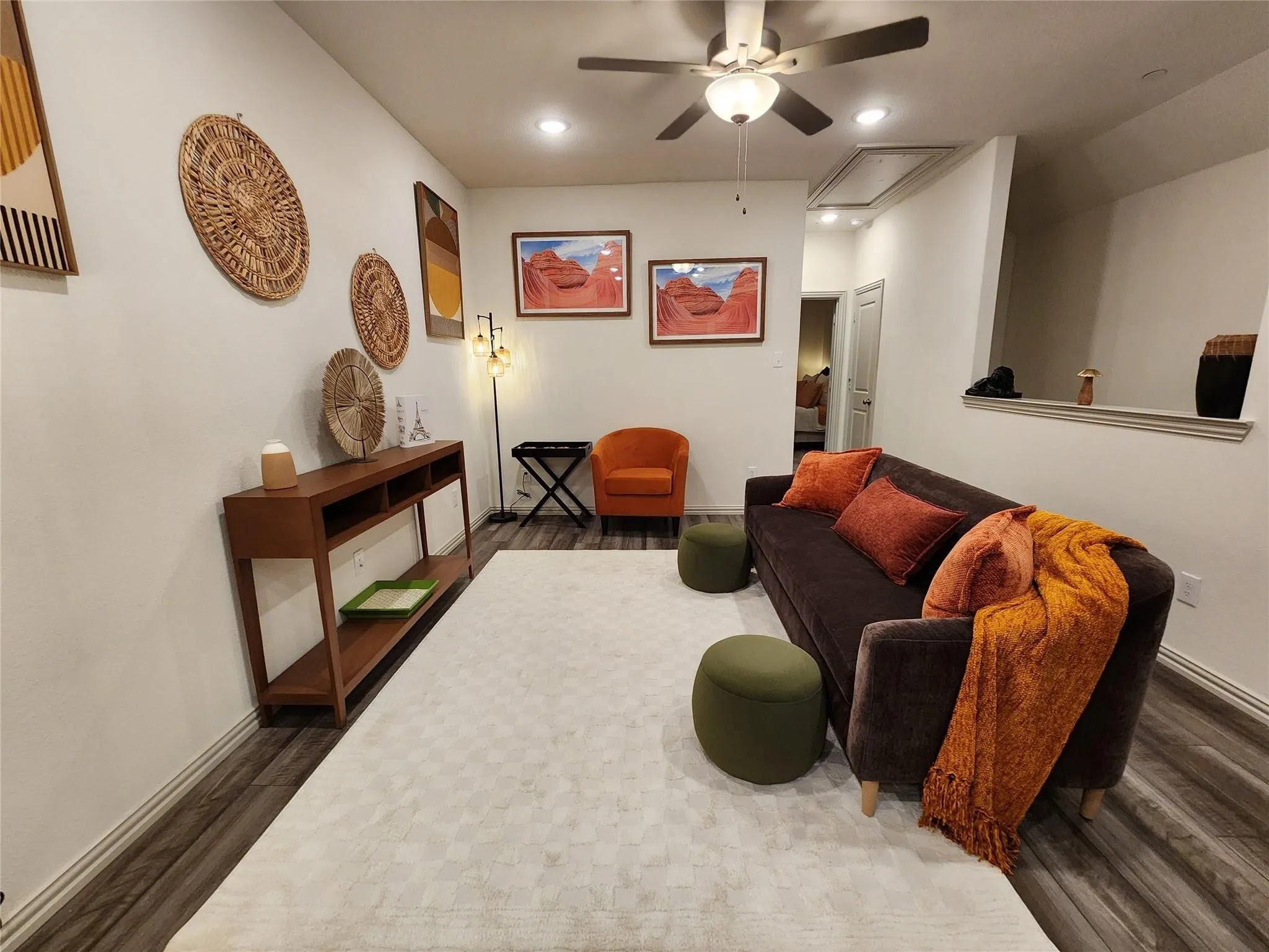 Townhouse For Rent in Tarrant County , 4708 Haltom Road, Haltom City, Texas 76117, 2 Bedroom, 2 Bathroom, 1 Garage spaces, 1,161 Sqft, built in 2023, mls#21367571, Real Estate Agent in Haltom City, Homes For Rent in Tarrant county, Homes For Rent in Haltom City, Realtor in Haltom City Texas, Real Estate Brokerage Independent Realty Texas, Luminita Cordes Realtor