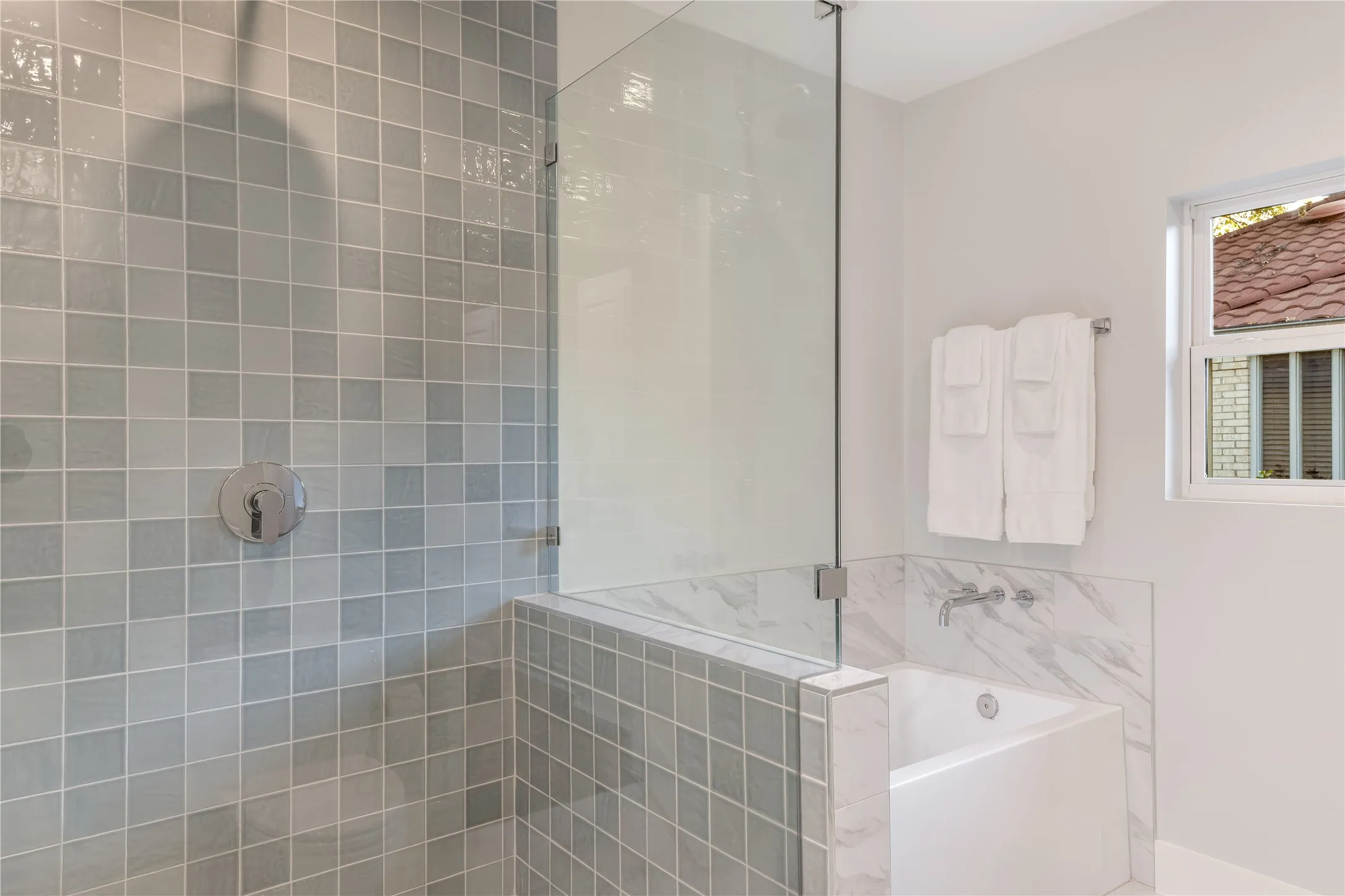 Single Family Residence For Sale in Dallas County , 4541 Westway Avenue, Highland Park, Texas 75205, 6 Bedroom, 7 Bathroom, 4 Garage spaces, 5,615 Sqft, built in 1938, mls#21367395, Real Estate Agent in Highland Park, Homes For Sale in Dallas county, Homes For Sale in Highland Park, Realtor in Highland Park Texas, Real Estate Brokerage Independent Realty Texas, Luminita Cordes Realtor